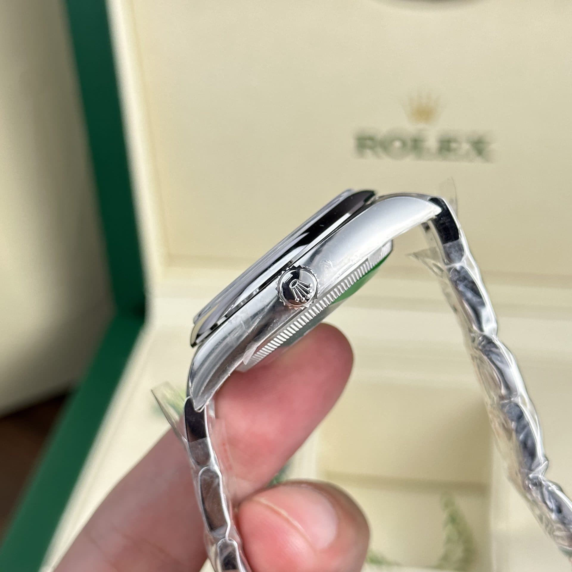 Dong-Ho-Rolex-Oyster-Perpetual-May-Co-1
