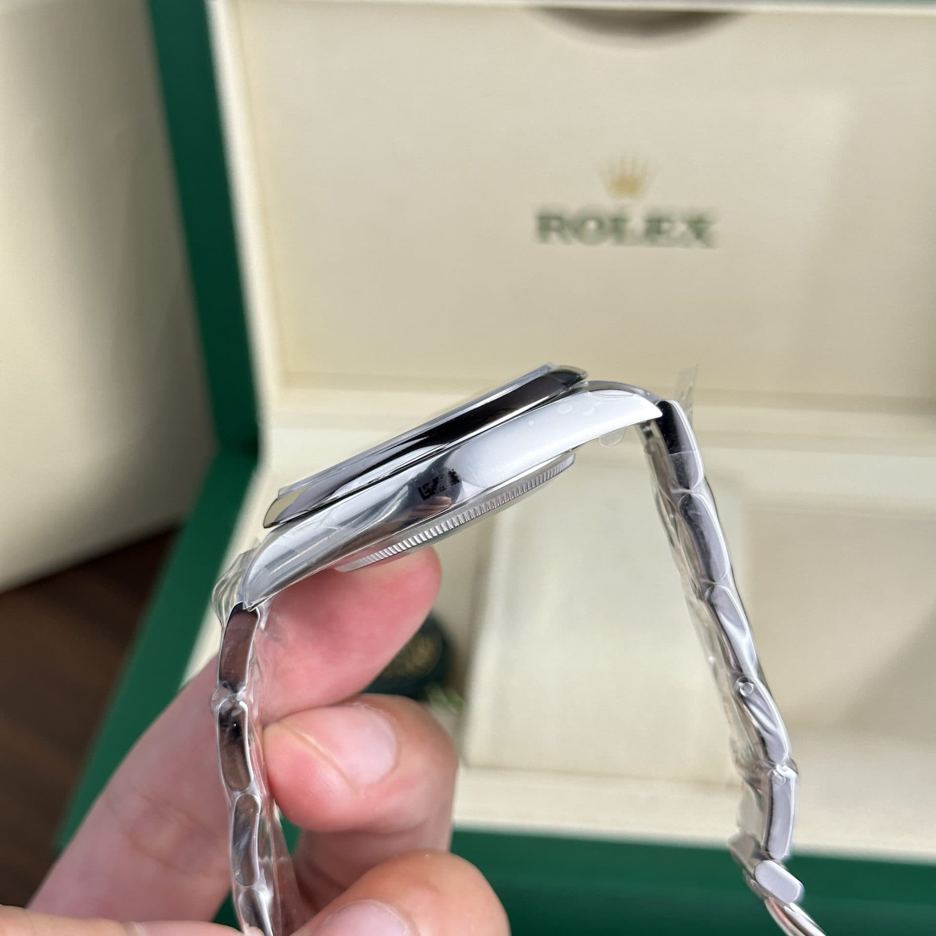 Dong-Ho-Rolex-Replica-11-3