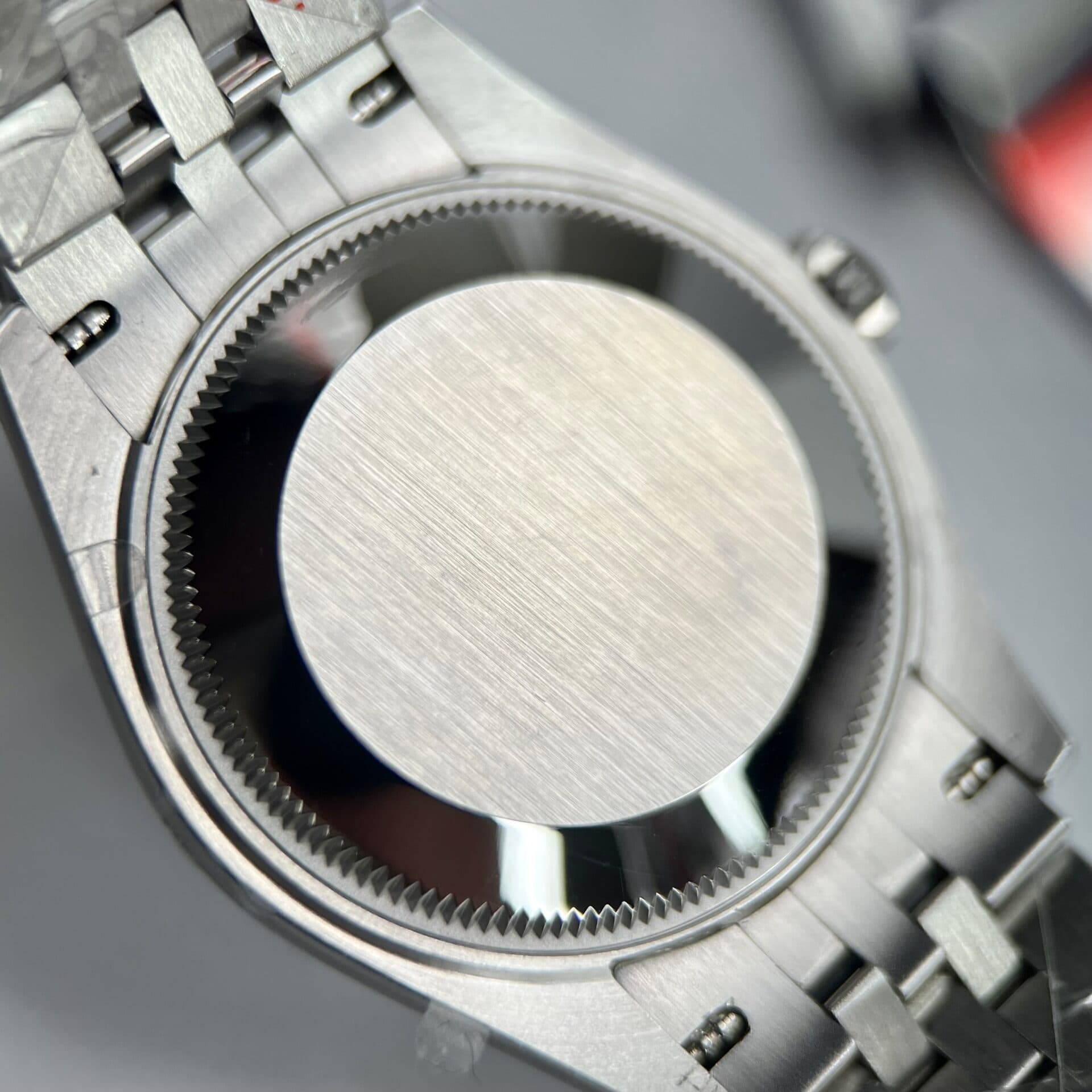 Dong-ho-Rolex-Rep-11-2