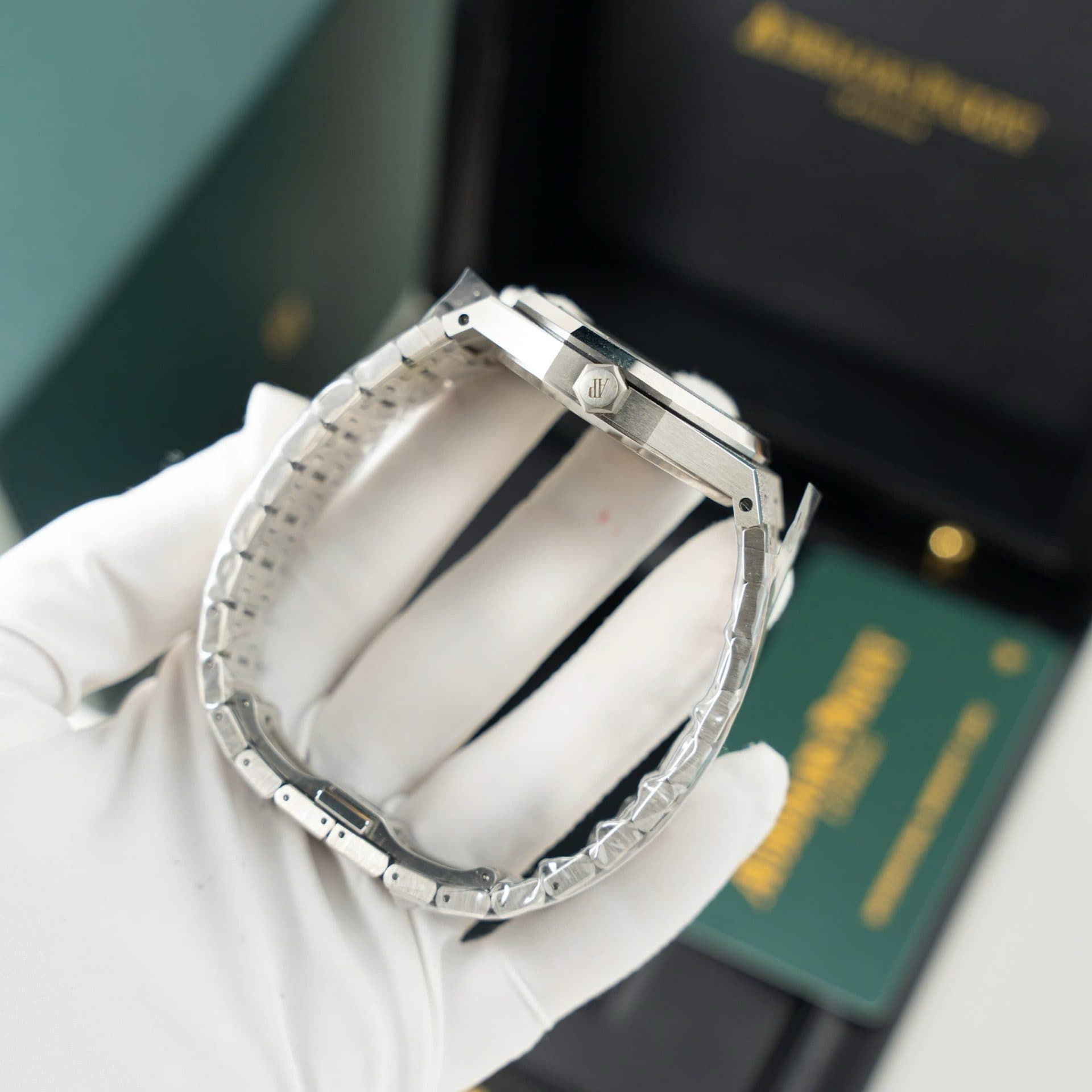 Dong-Ho-Audemars-Piguet-15454-Fosted-Gold-Replica-11-Mat-Xam-37mm-10-1