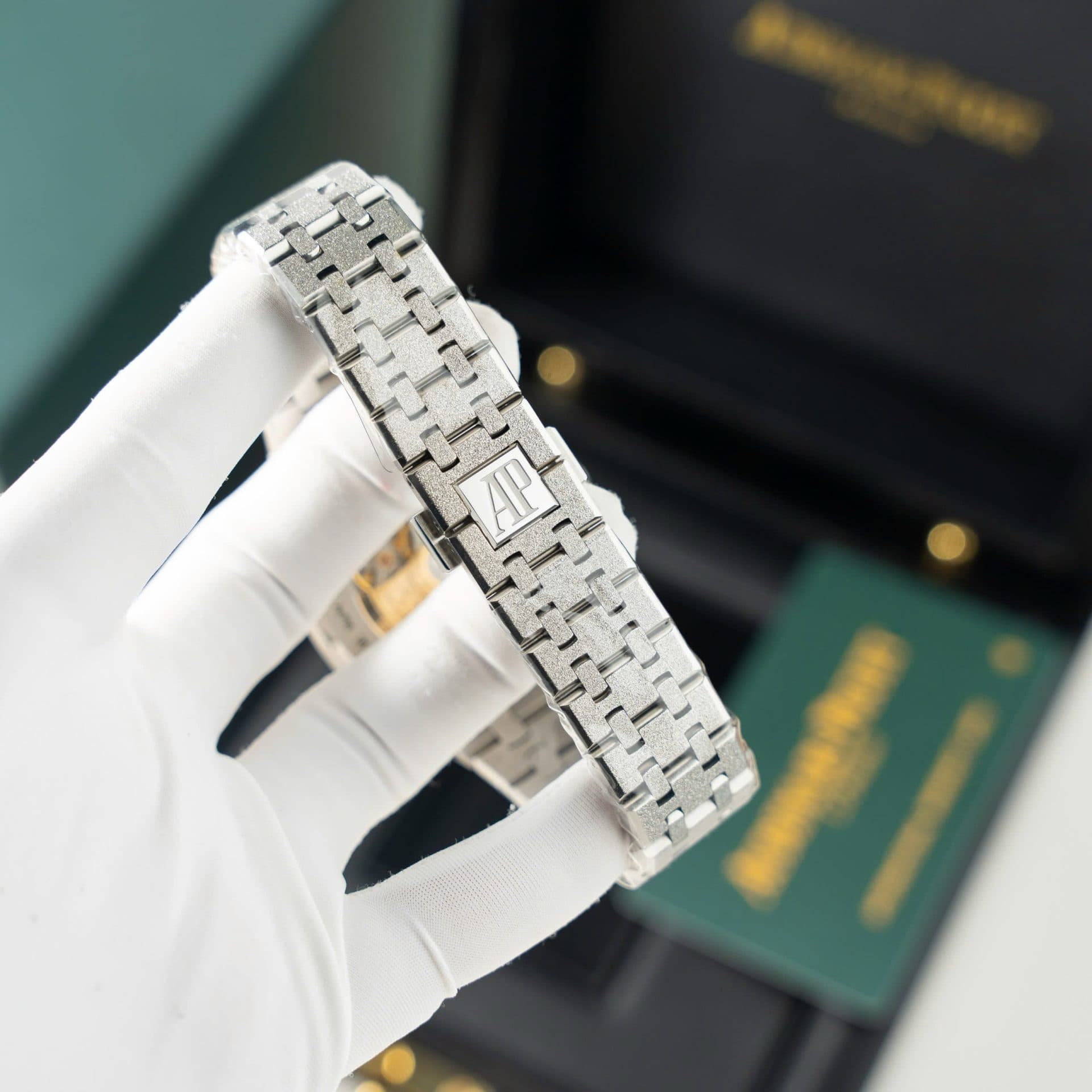 Dong-Ho-Audemars-Piguet-15454-Fosted-Gold-Replica-11-Mat-Xam-37mm-8-1