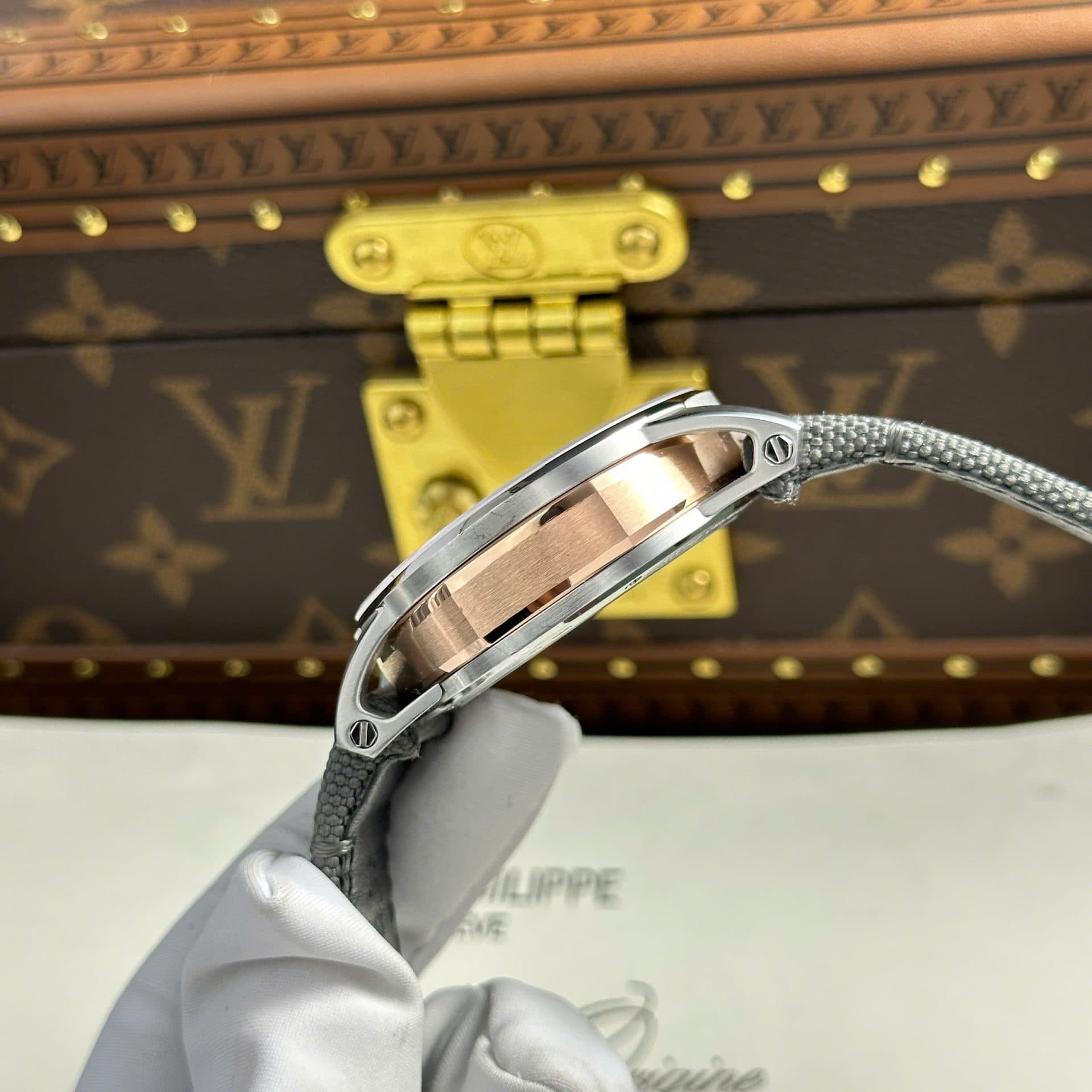 Dong-Ho-Audemars-Piguet-26600-Tourbillon-Openworked-Replica-11-May-Lo-Co-41mm-1-1