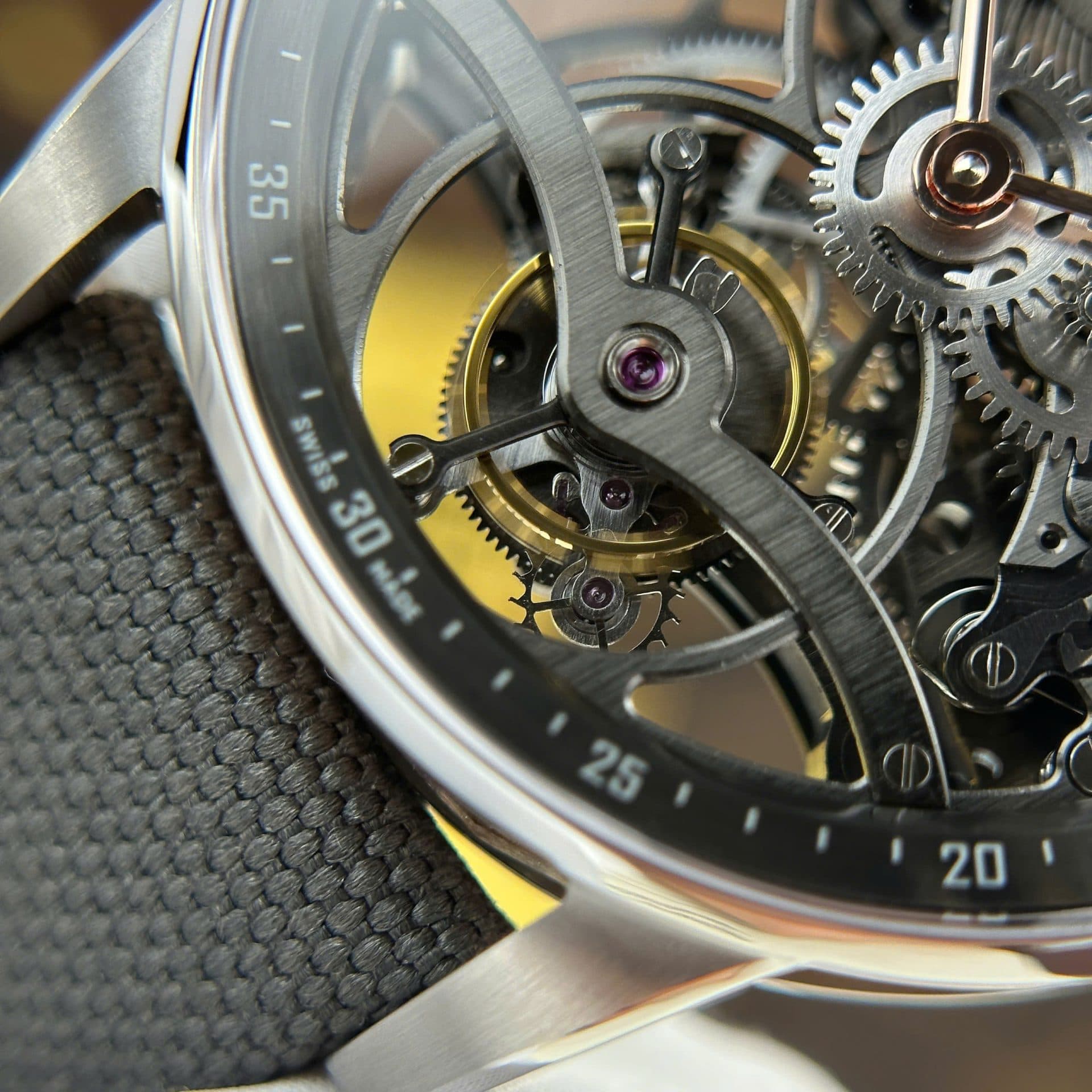 Dong-Ho-Audemars-Piguet-26600-Tourbillon-Openworked-Replica-11-May-Lo-Co-41mm-8-1