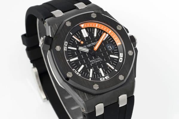 Dong-Ho-Audemars-Piguet-Che-Tac-Royal-Oak-Offshore-Diver-15707CE-Gom-Den-42mm-9-1