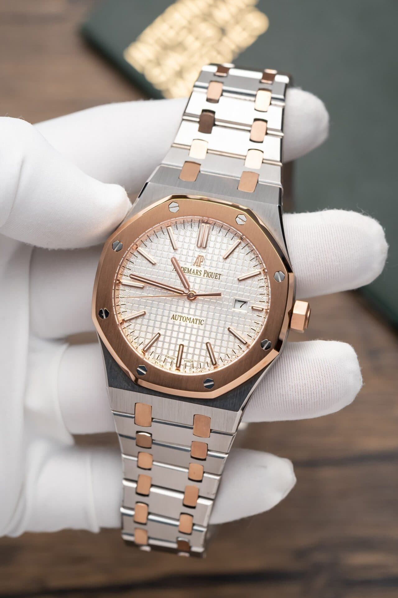 Dong-Ho-Audemars-Piguet-Royal-Oak-15400-Demi-Rose-Replica-ZF-Factory-41mm-3-1