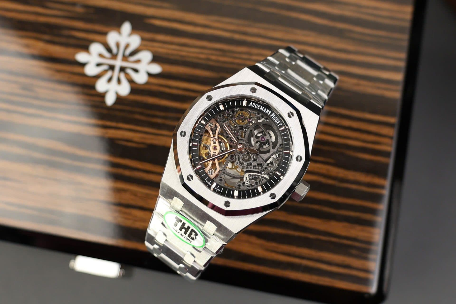 Dong-Ho-Audemars-Piguet-Royal-Oak-15407-Che-Tac-Mat-Lo-Co-Xuong-THB-41mm-7-1