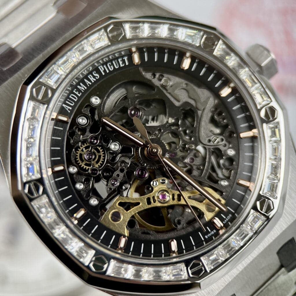 Dong-Ho-Audemars-Piguet-Royal-Oak-15412BC-Skeleton-Do-Moissanite-6-1