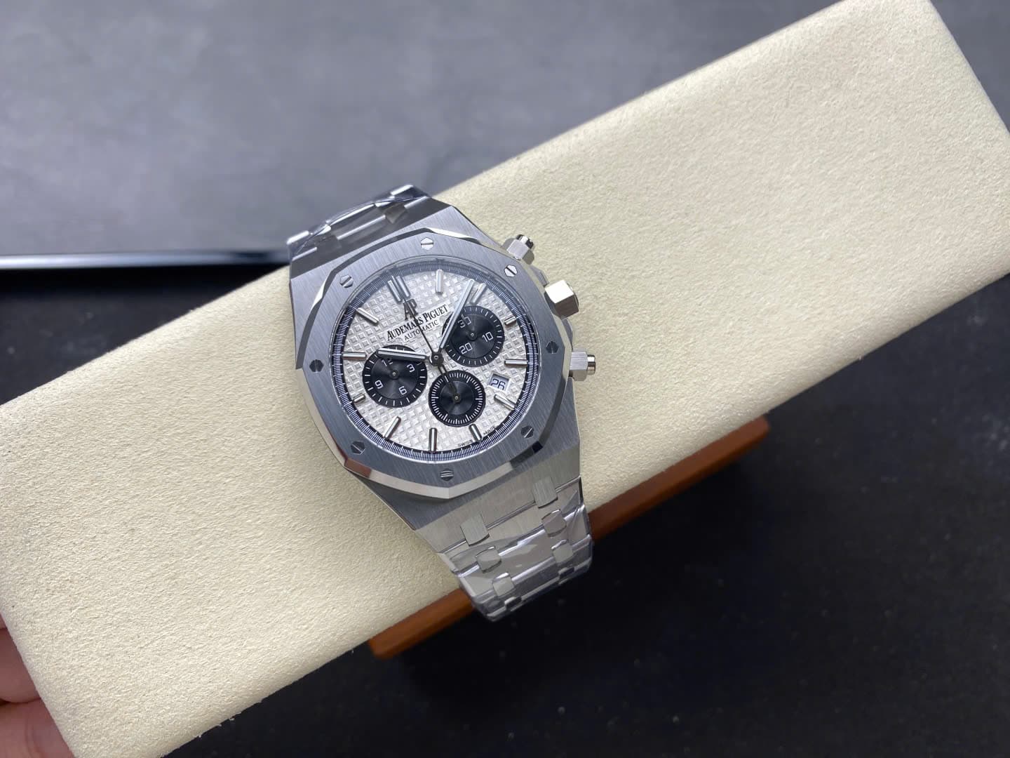 Dong-Ho-Audemars-Piguet-Royal-Oak-26331ST-Rep-11-Cao-Cap-Mat-Trang-Nha-May-APS-New-2025-41mm-5-1