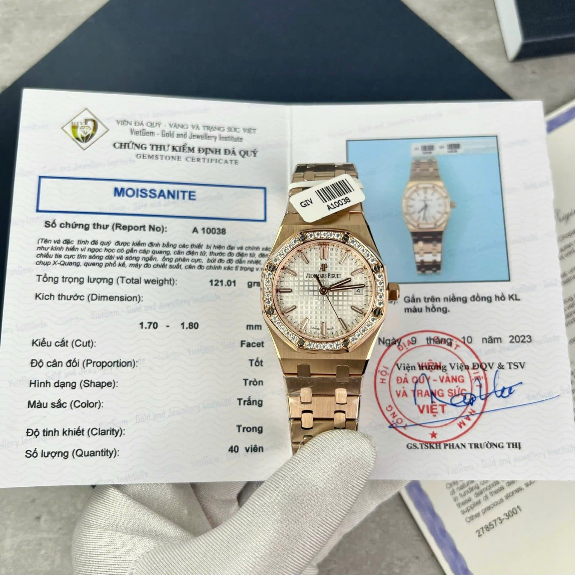 Dong-Ho-Audemars-Piguet-Royal-Oak-Che-Tac-Vanh-Dinh-Moissanite-Hong-Kong-34mm-4-1
