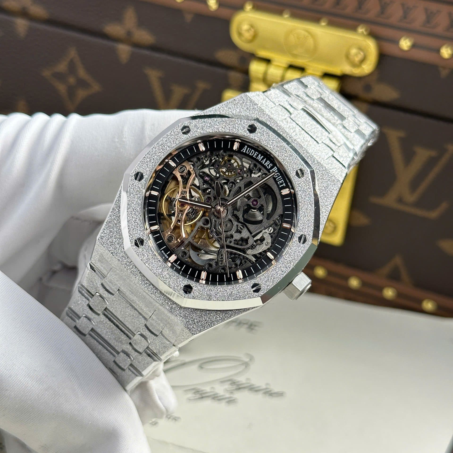 Dong-Ho-Audemars-Piguet-Royal-Oak-Frosted-15407-Replica-11-Mat-Lo-Co-Nha-May-THB-41mm-5-1