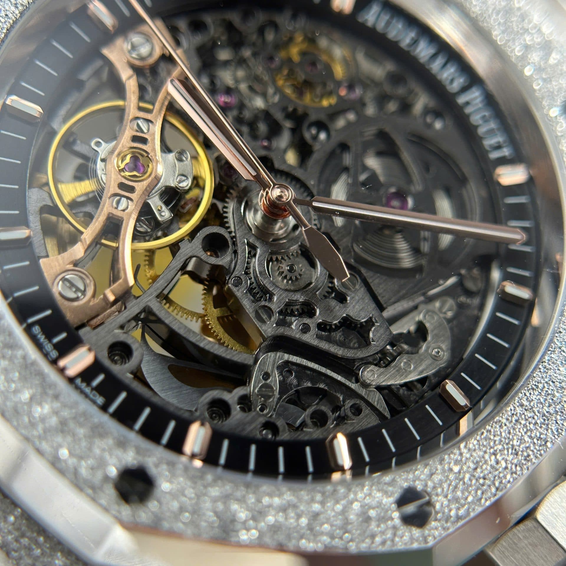 Dong-Ho-Audemars-Piguet-Royal-Oak-Frosted-15407-Replica-11-Mat-Lo-Co-Nha-May-THB-41mm-7-1