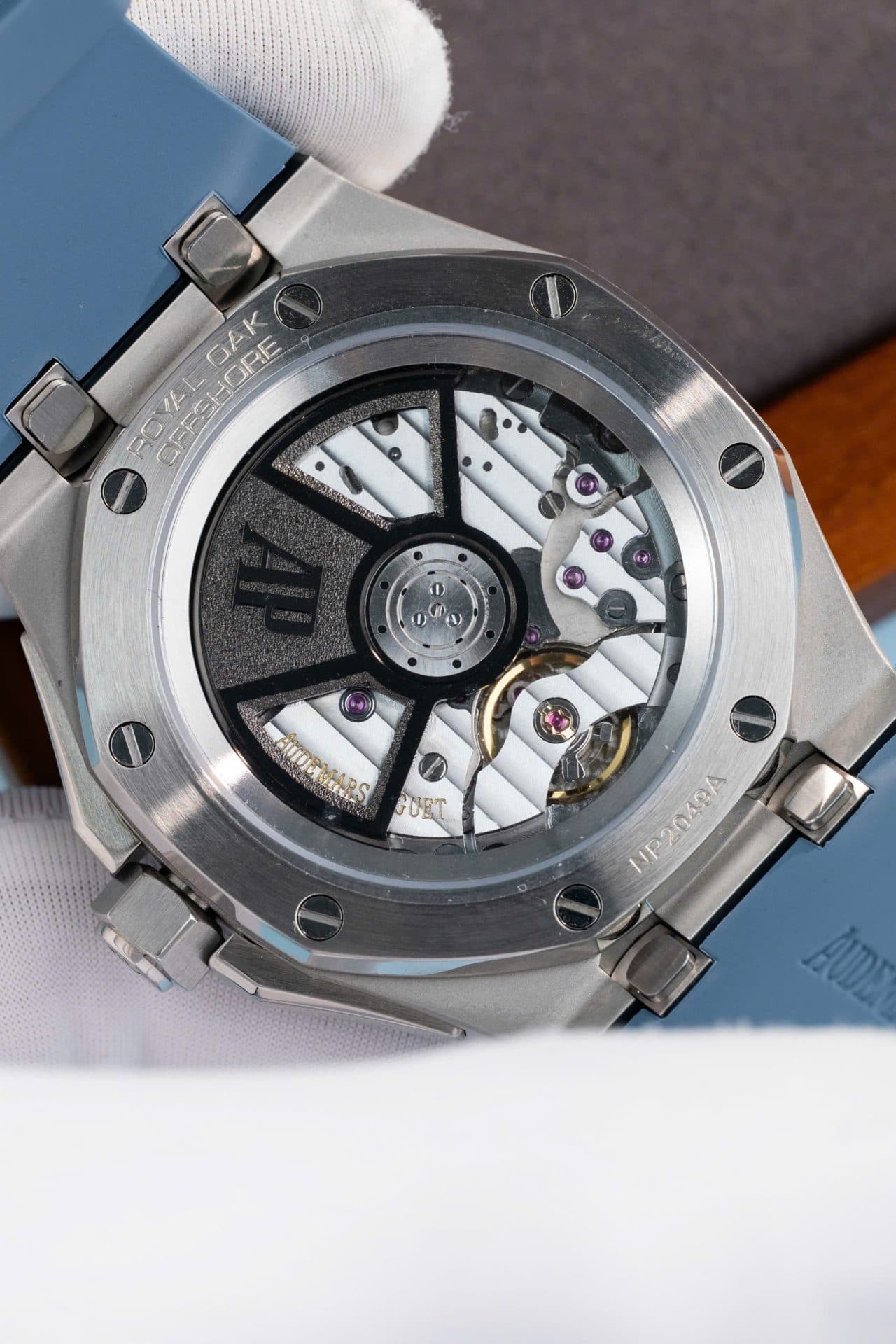 Dong-Ho-Audemars-Piguet-Royal-Oak-Offshore-15605SK-Vien-Cao-Su-Xanh-Replica-Cao-Cap-43mm-10-1