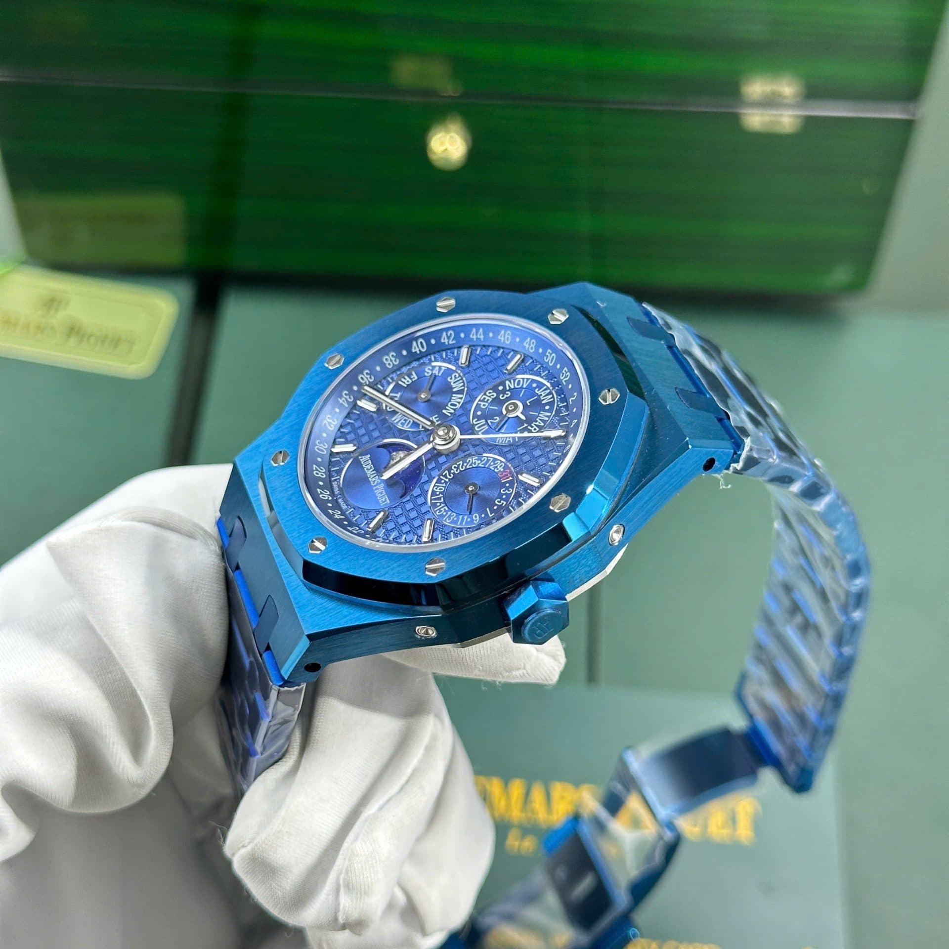 Dong-Ho-Audemars-Piguet-Royal-Oak-Perpetual-Calendar-26579CS-Replica-11-Mau-Xanh-Nha-May-BBR-41mm-3-1