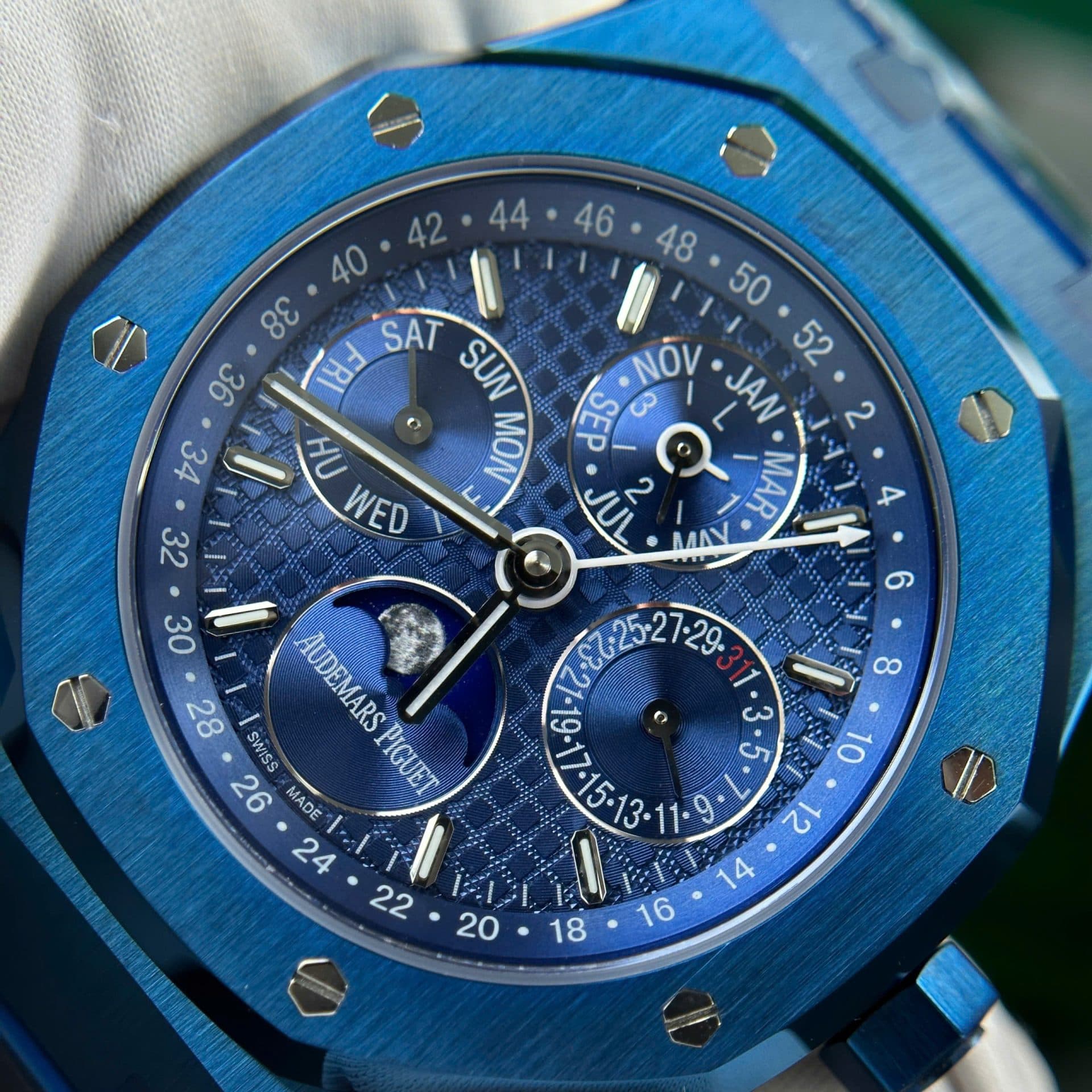 Dong-Ho-Audemars-Piguet-Royal-Oak-Perpetual-Calendar-26579CS-Replica-11-Mau-Xanh-Nha-May-BBR-41mm-6-1
