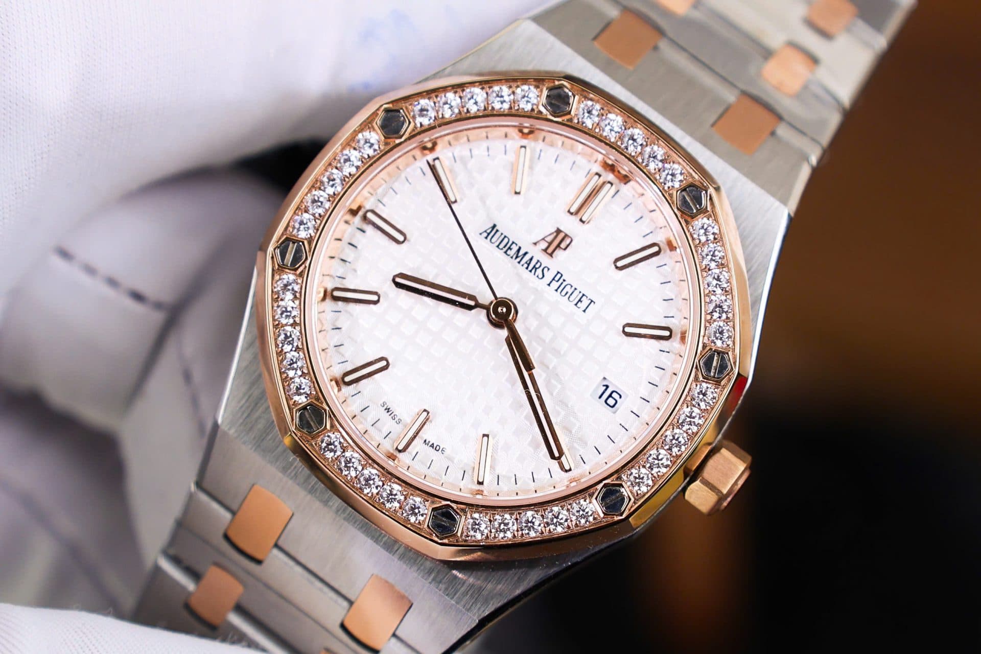 Dong-Ho-Audemars-Piguet-Royal-Oak-Rep-11-Cao-Cap-Nu-May-Co-Tu-Dong-34mm-1-1