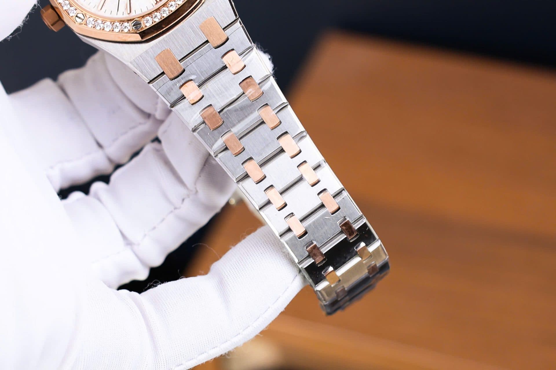 Dong-Ho-Audemars-Piguet-Royal-Oak-Rep-11-Cao-Cap-Nu-May-Co-Tu-Dong-34mm-4-1