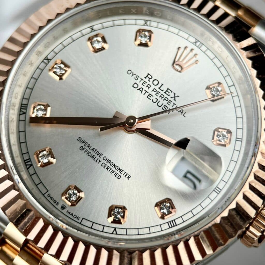 Dong-Ho-Boc-Vang-Rolex-DateJust-126331-Mat-Xam-Bac-Nha-May-GM-41mm-5-1