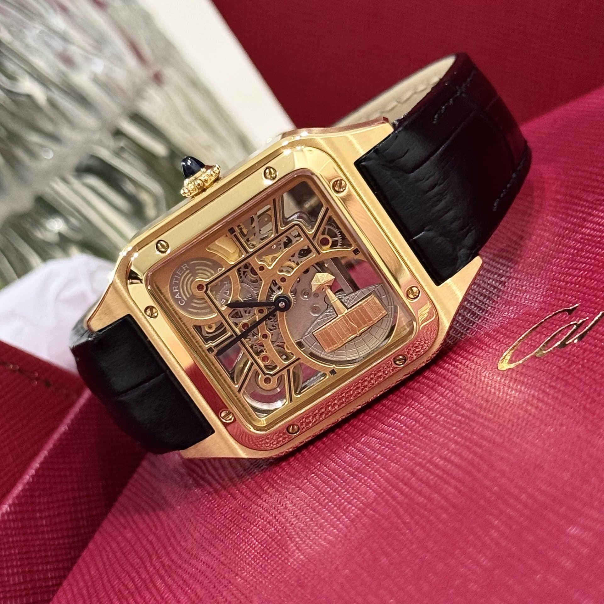 Dong-Ho-Cartier-Nam-Replica-11-Santos-WHSA0031-May-Pin-Thuy-Sy-31x43mm-1-1