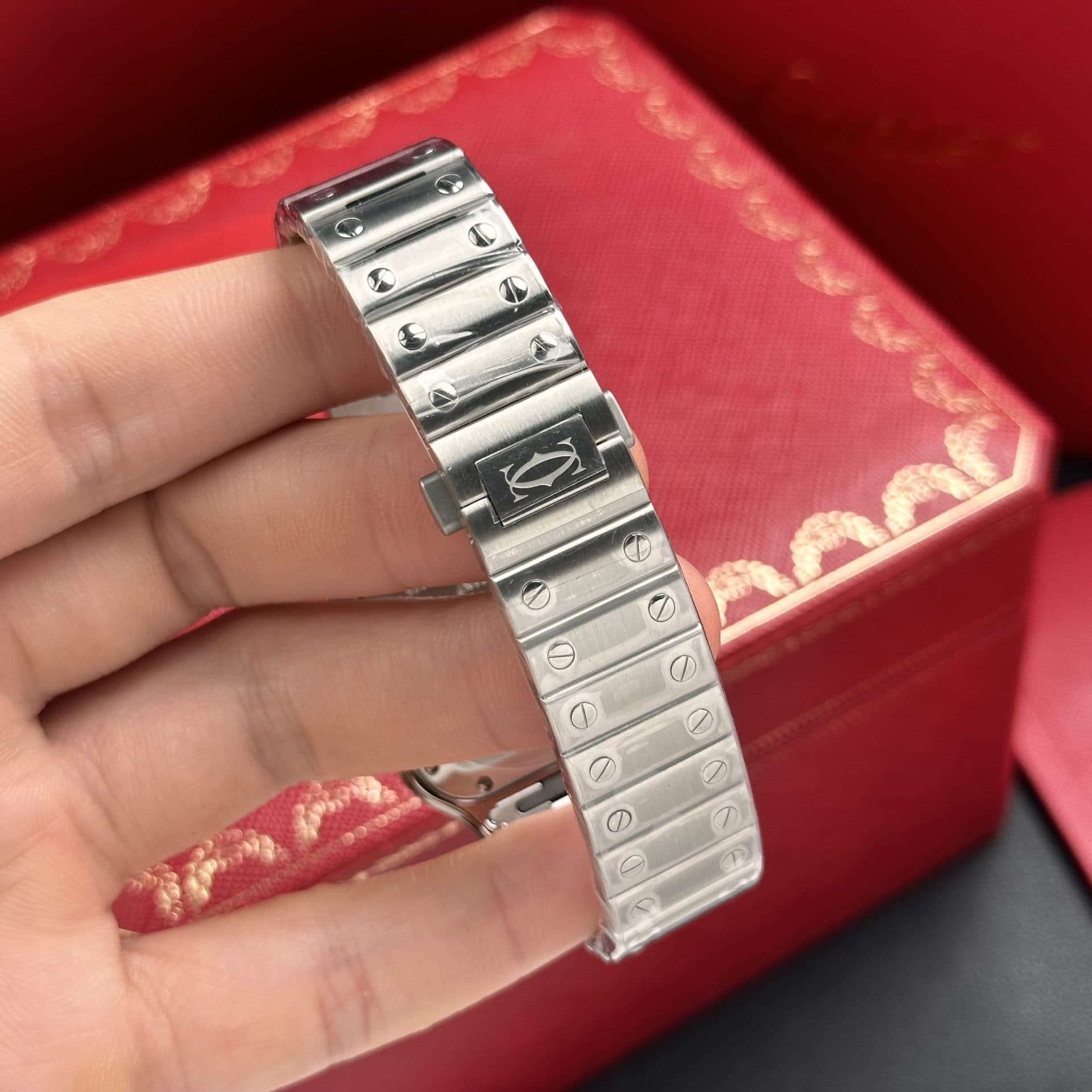 Dong-Ho-Cartier-Nu-Che-Tac-Santos-WSSA0063-Mat-Xanh-Blue-35mm-1-1