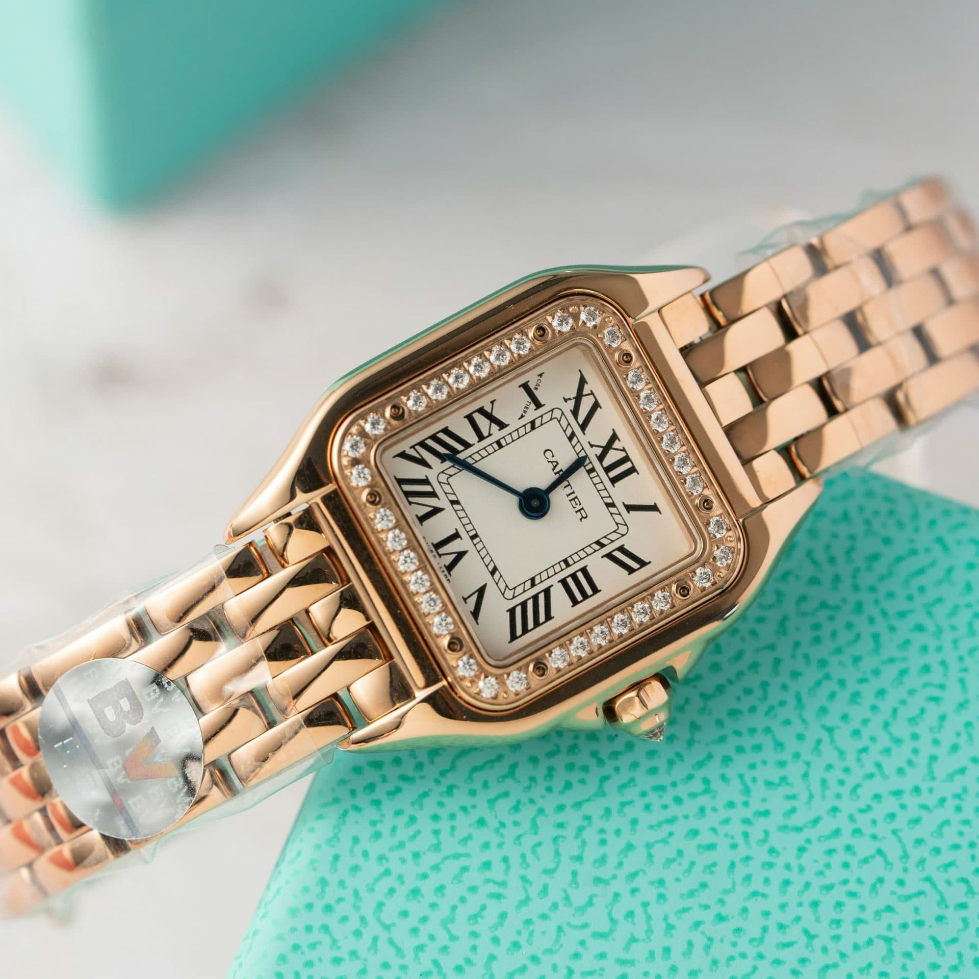 Dong-Ho-Cartier-Panthere-Rep-11-Cao-Cap-Nu-Mau-Vang-Hong-May-Pin-Thuy-Sy-22mm-7-1