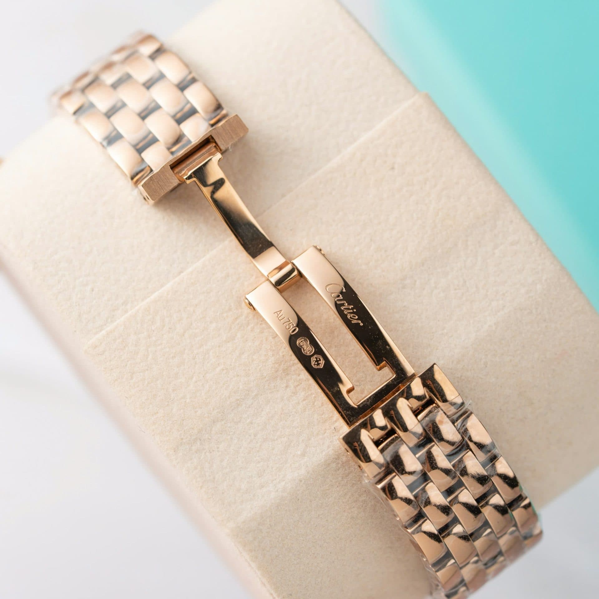 Dong-Ho-Cartier-Panthere-Replica-11-Nu-Mau-Vang-Hong-May-Pin-Thuy-Sy-27mm-6-1