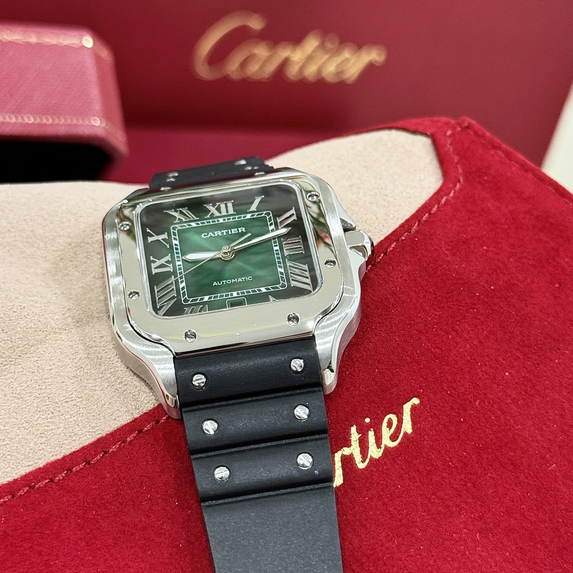 Dong-Ho-Cartier-Rep-11-Santos-WSSA0061-Mat-Xanh-Green-Day-Cao-Su-BVF-39-1-1
