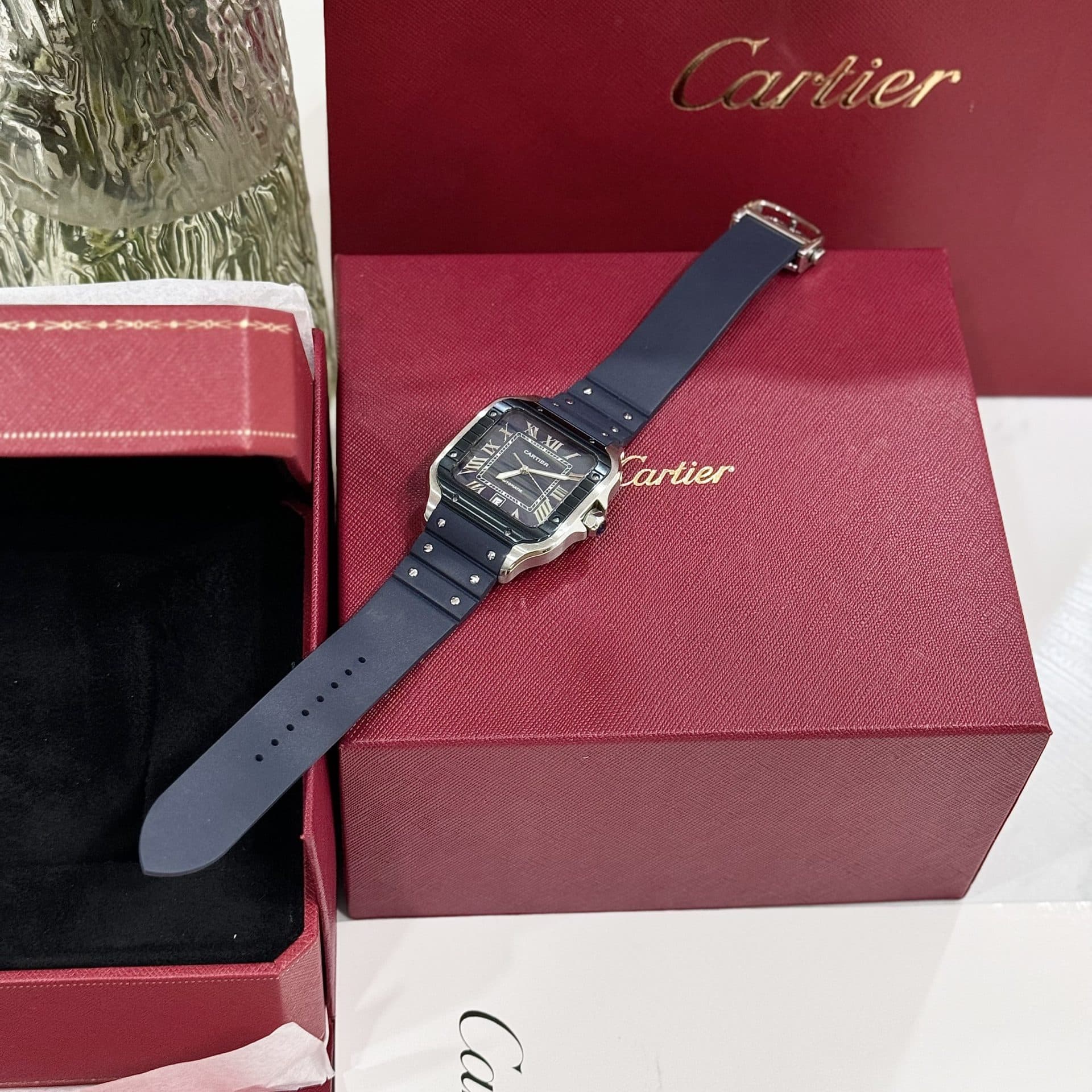 Dong-Ho-Cartier-Santos-Day-Cao-Su-Mau-Xanh-Duong-Nha-May-BV-39-5-1