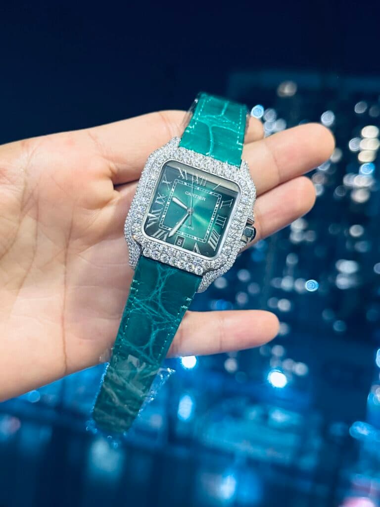 Dong-Ho-Cartier-Santos-Dinh-Moissanite-Mau-Xanh-La-Cay-6-1