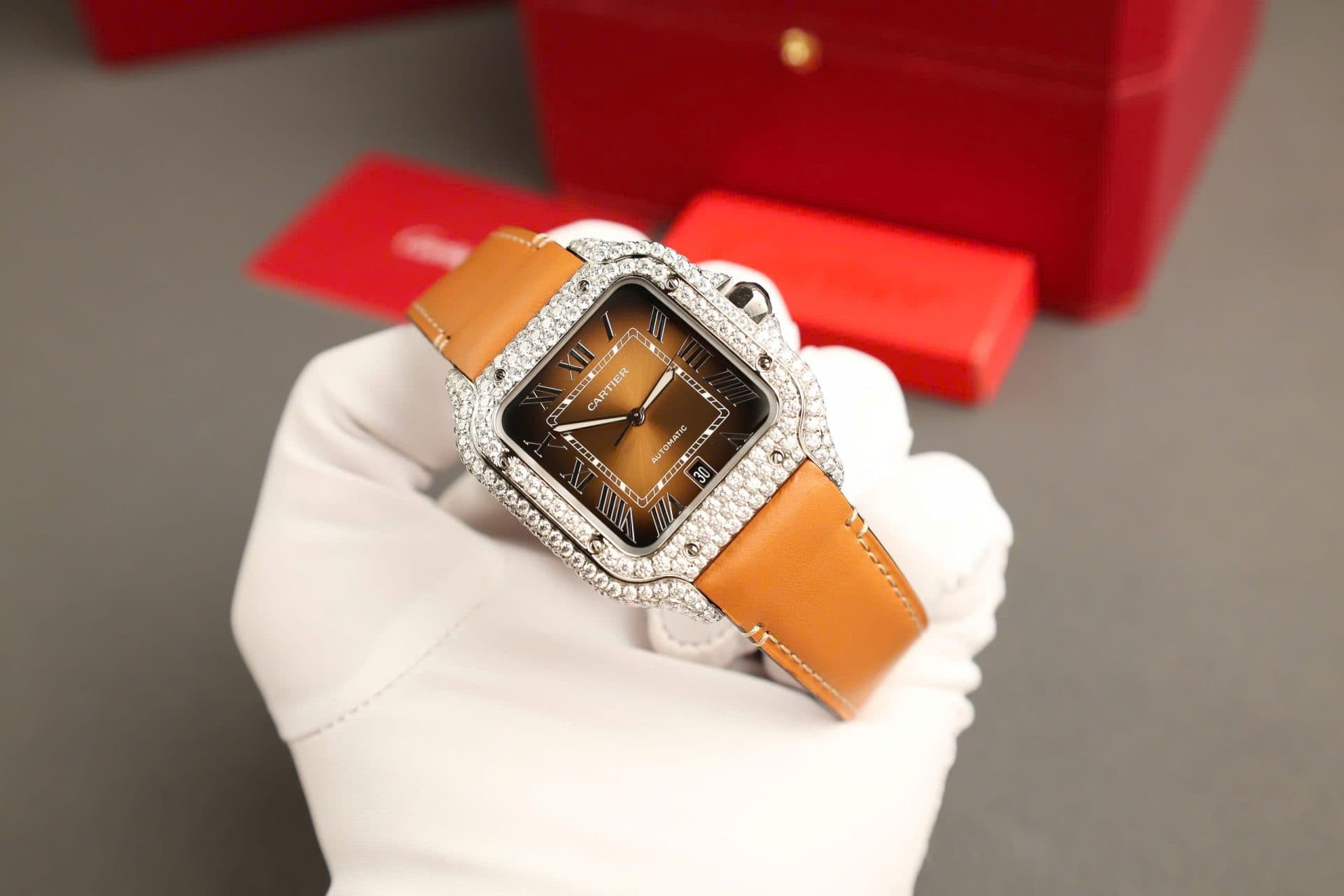 Dong-Ho-Cartier-Santos-Mat-Nau-Che-Tac-Dinh-Kim-Cuong-Moissanite-Nha-May-BV-39-3-1