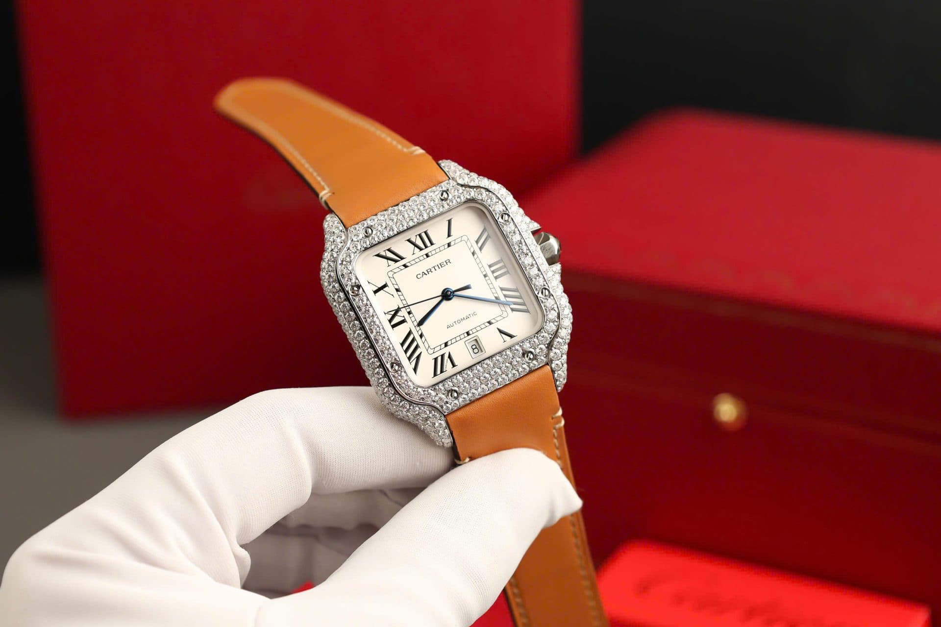 Dong-Ho-Cartier-Santos-Mat-Trang-Che-Tac-Dinh-Full-Kim-Cuong-Moissanite-Nha-May-BV-39-6-1