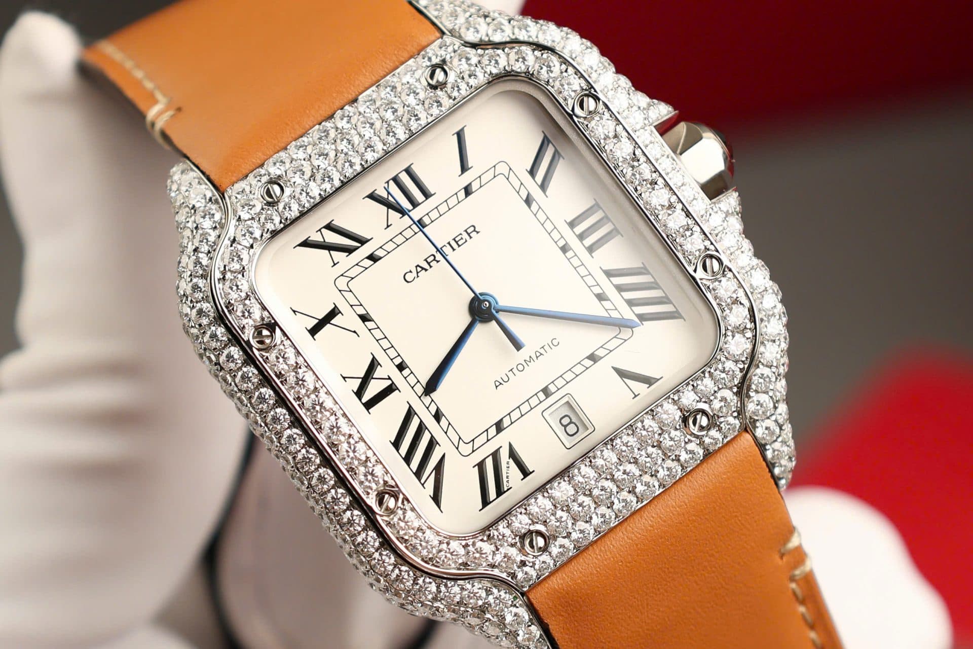 Dong-Ho-Cartier-Santos-Mat-Trang-Che-Tac-Dinh-Full-Kim-Cuong-Moissanite-Nha-May-BV-39-8-1