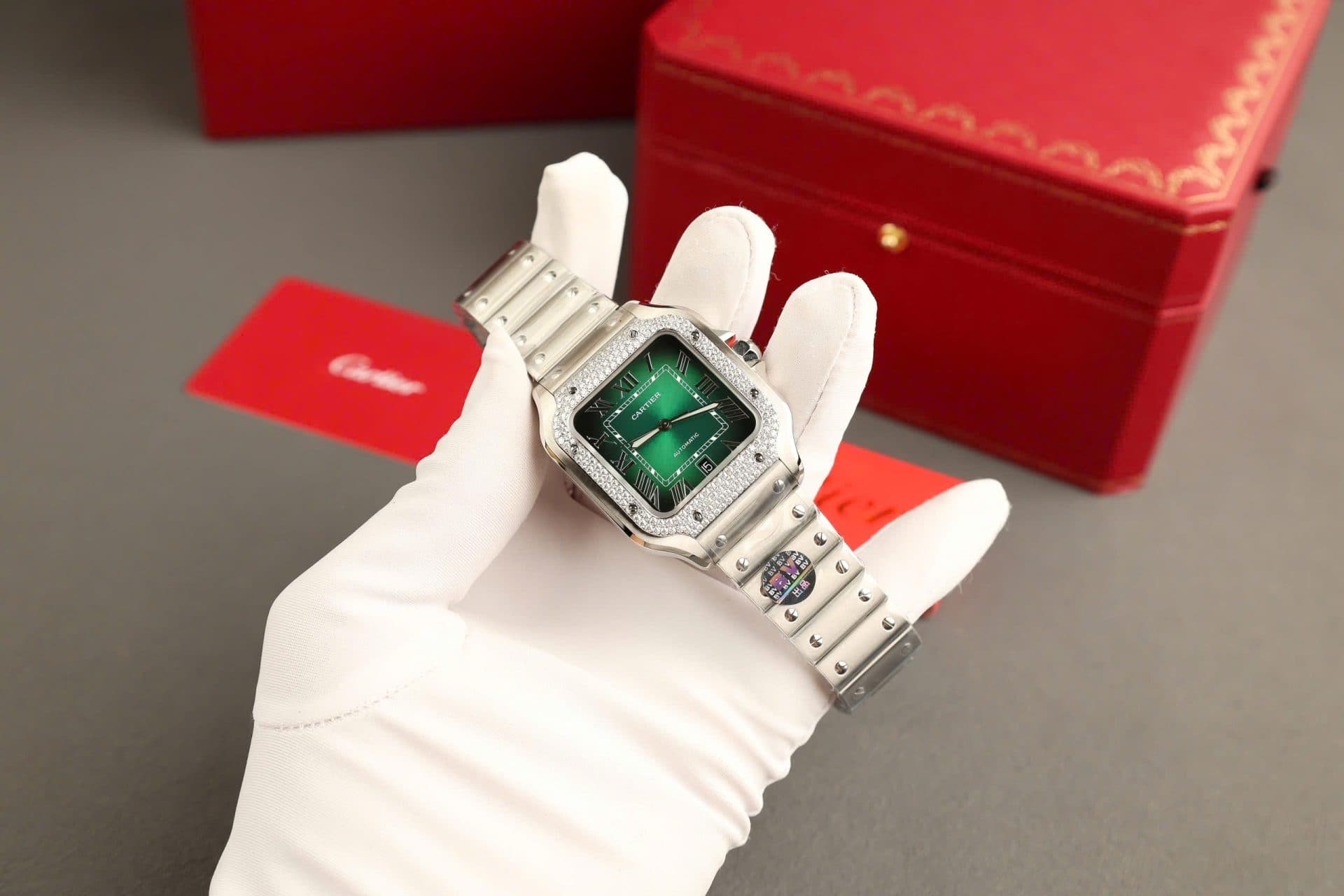 Dong-Ho-Cartier-Santos-Mau-Xanh-La-Cay-Che-Tac-Dinh-Kim-Cuong-Moissanite-BVF-39-3-1