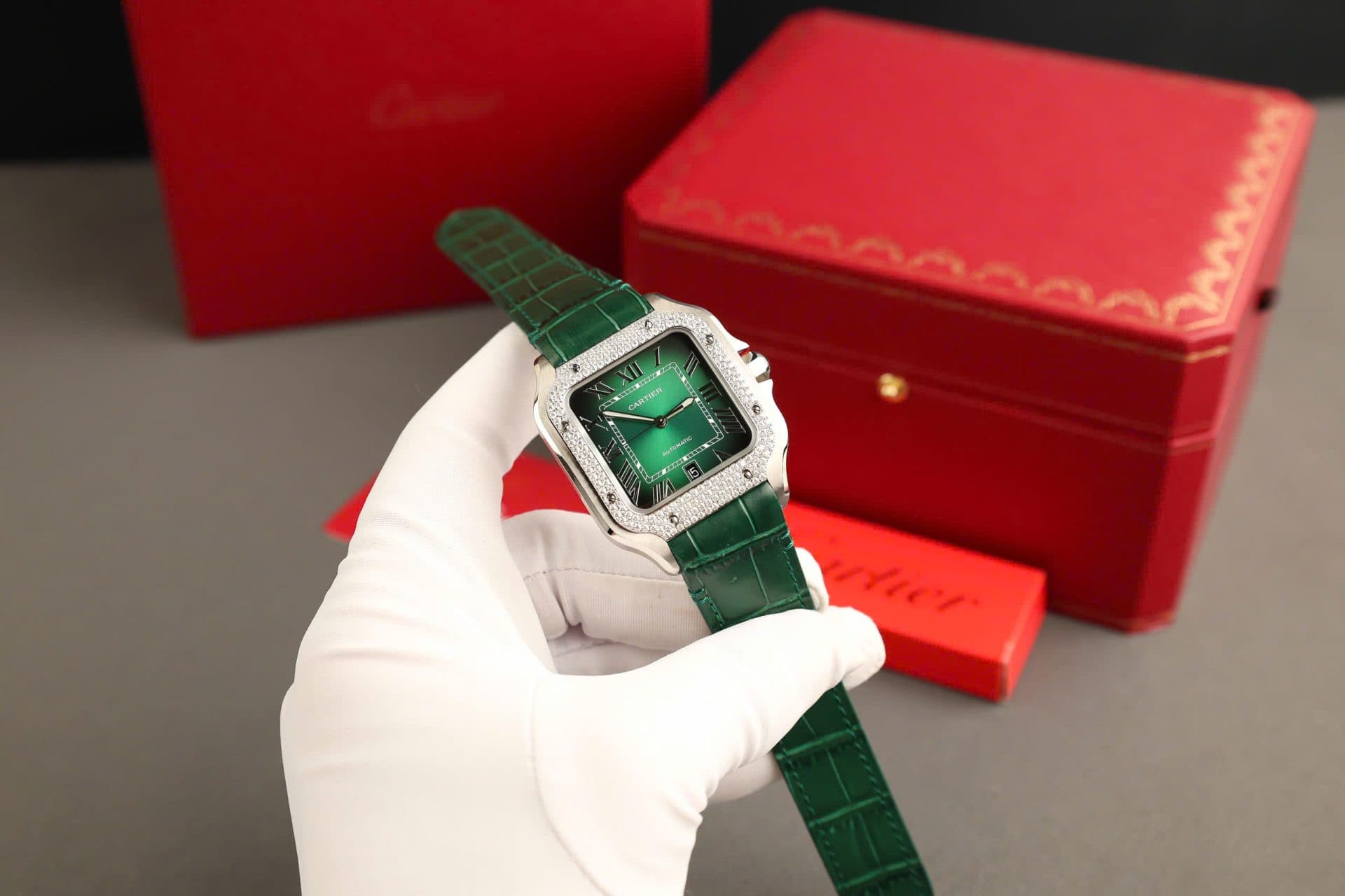 Dong-Ho-Cartier-Santos-Mau-Xanh-La-Cay-Che-Tac-Dinh-Kim-Cuong-Moissanite-BVF-39-6-1