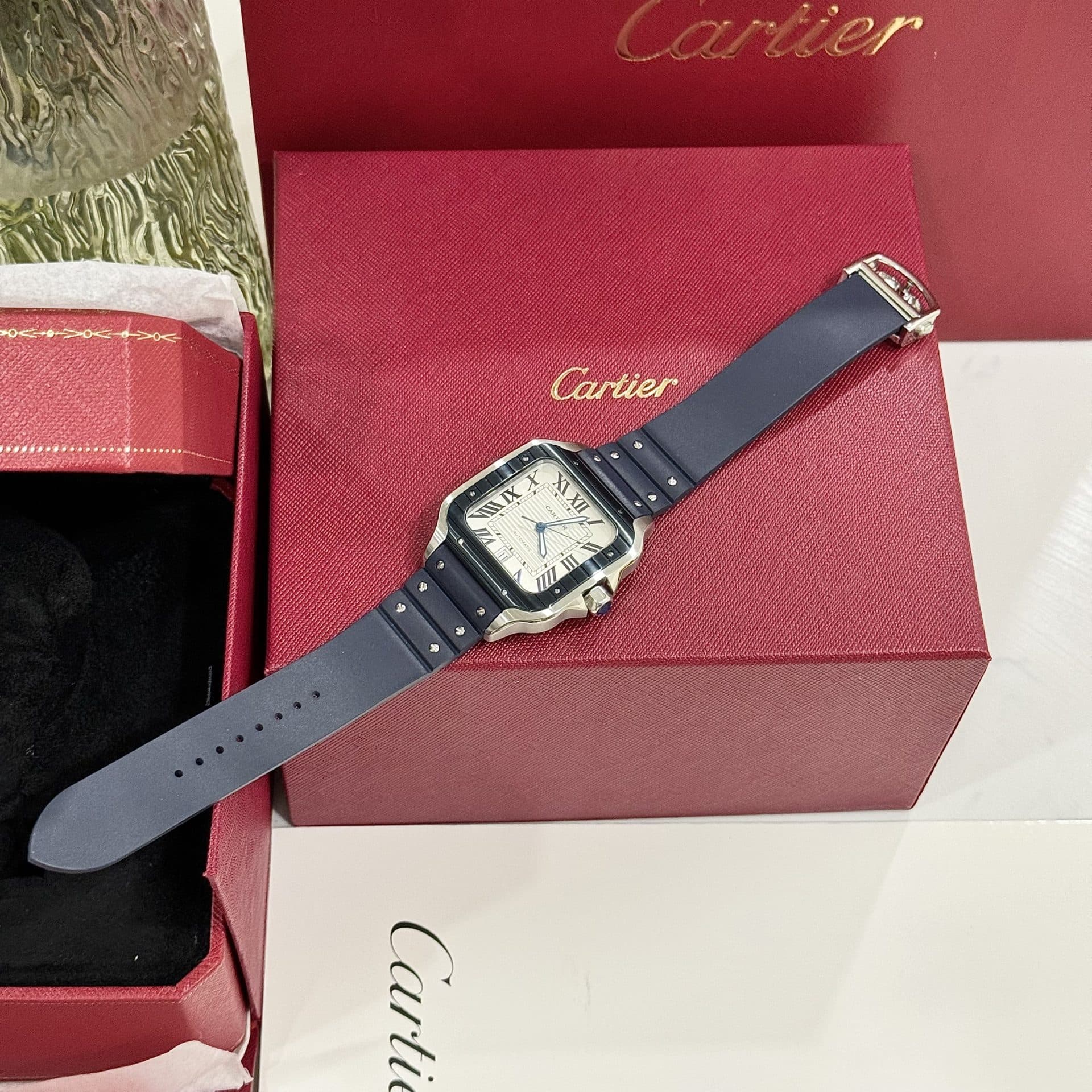 Dong-Ho-Cartier-Santos-Replica-11-Nam-Mat-Trang-Day-Cao-Su-BV-Factory-39-4-1