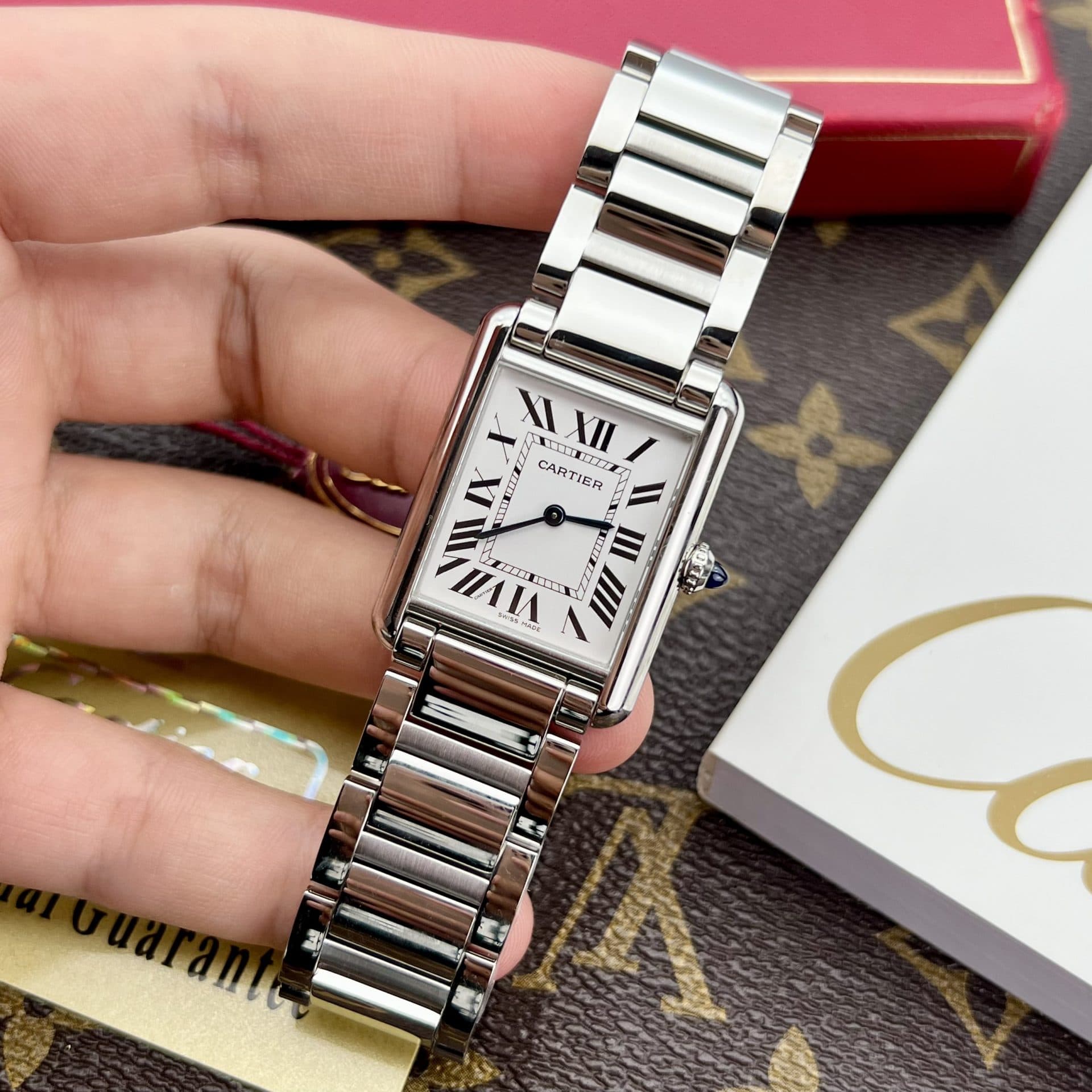 Dong-Ho-Cartier-Tank-Must-WSTA005-Replica-11-Mat-Chu-Nhat-3-1