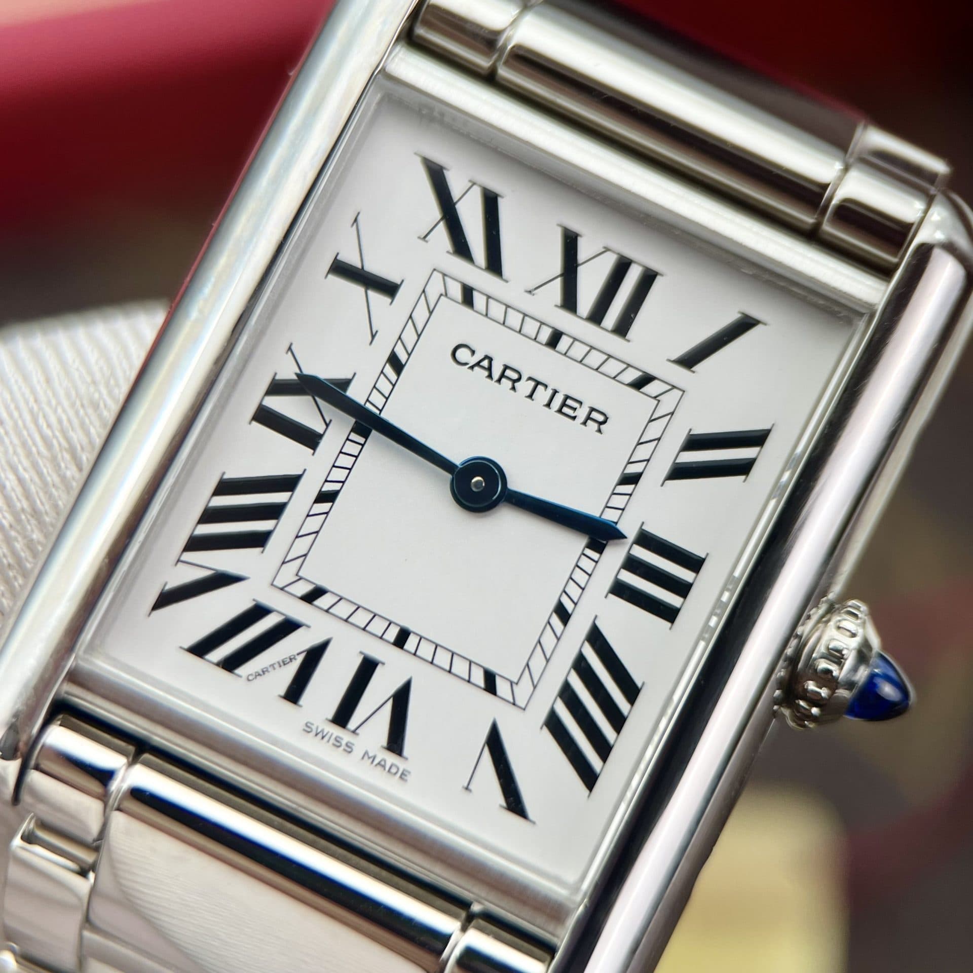 Dong-Ho-Cartier-Tank-Must-WSTA005-Replica-11-Mat-Chu-Nhat-4-1