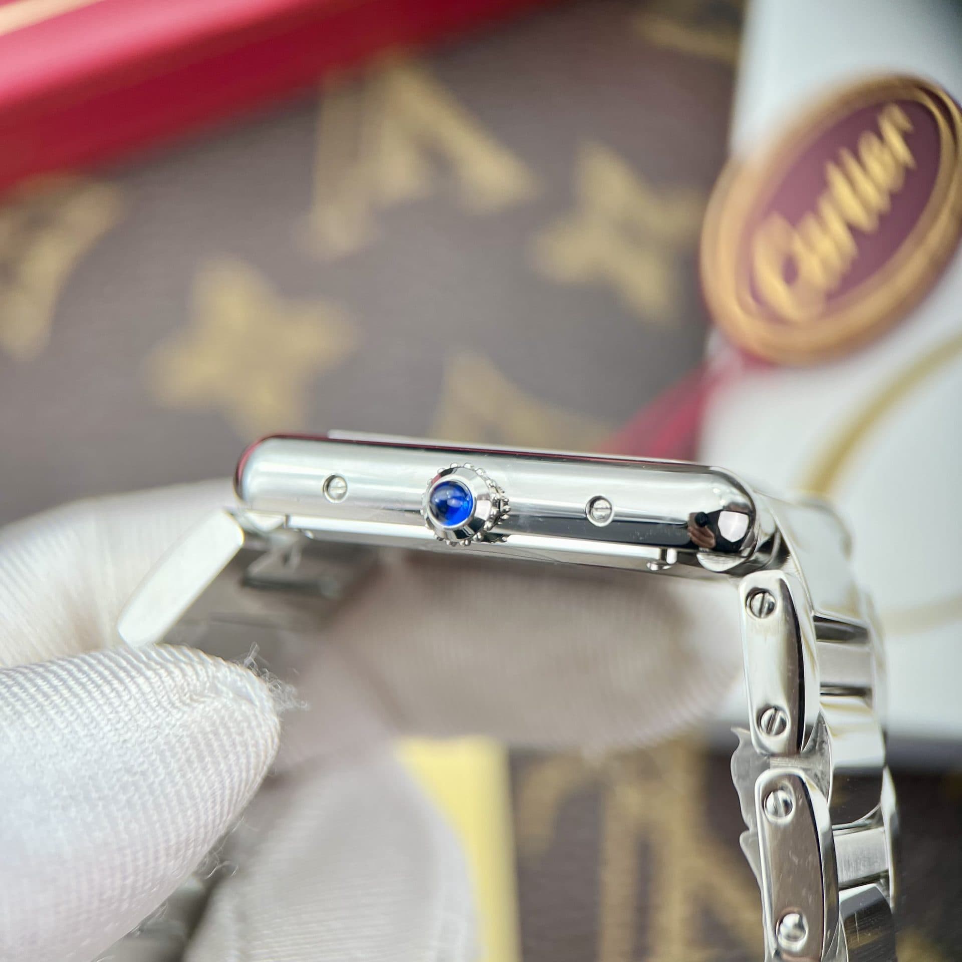 Dong-Ho-Cartier-Tank-Must-WSTA005-Replica-11-Mat-Chu-Nhat-5-1