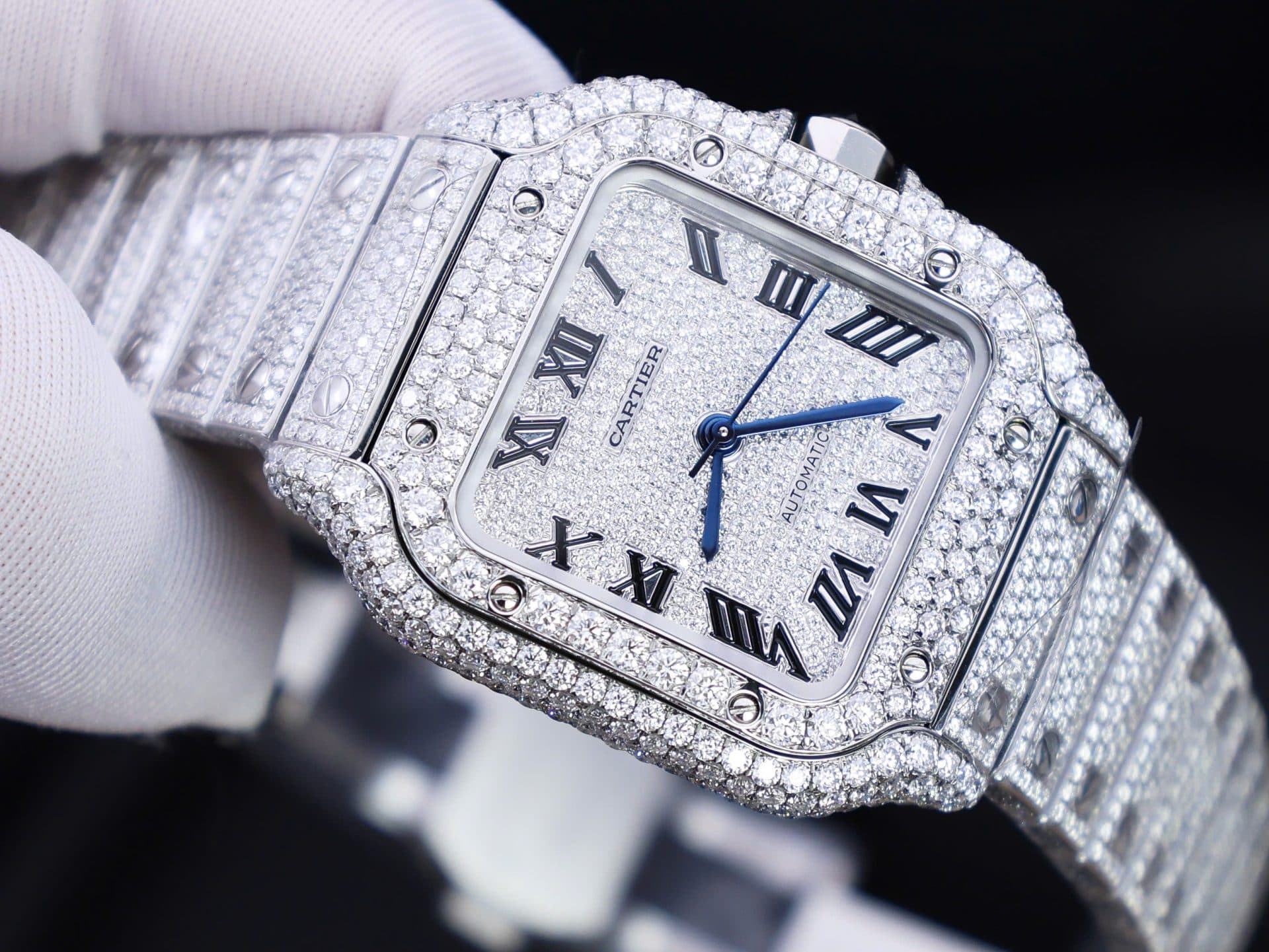 Dong-Ho-Che-Tac-Cartier-Santos-Dinh-Full-Kim-Cuong-Moissanite-Hong-Kong-35mm-3-1