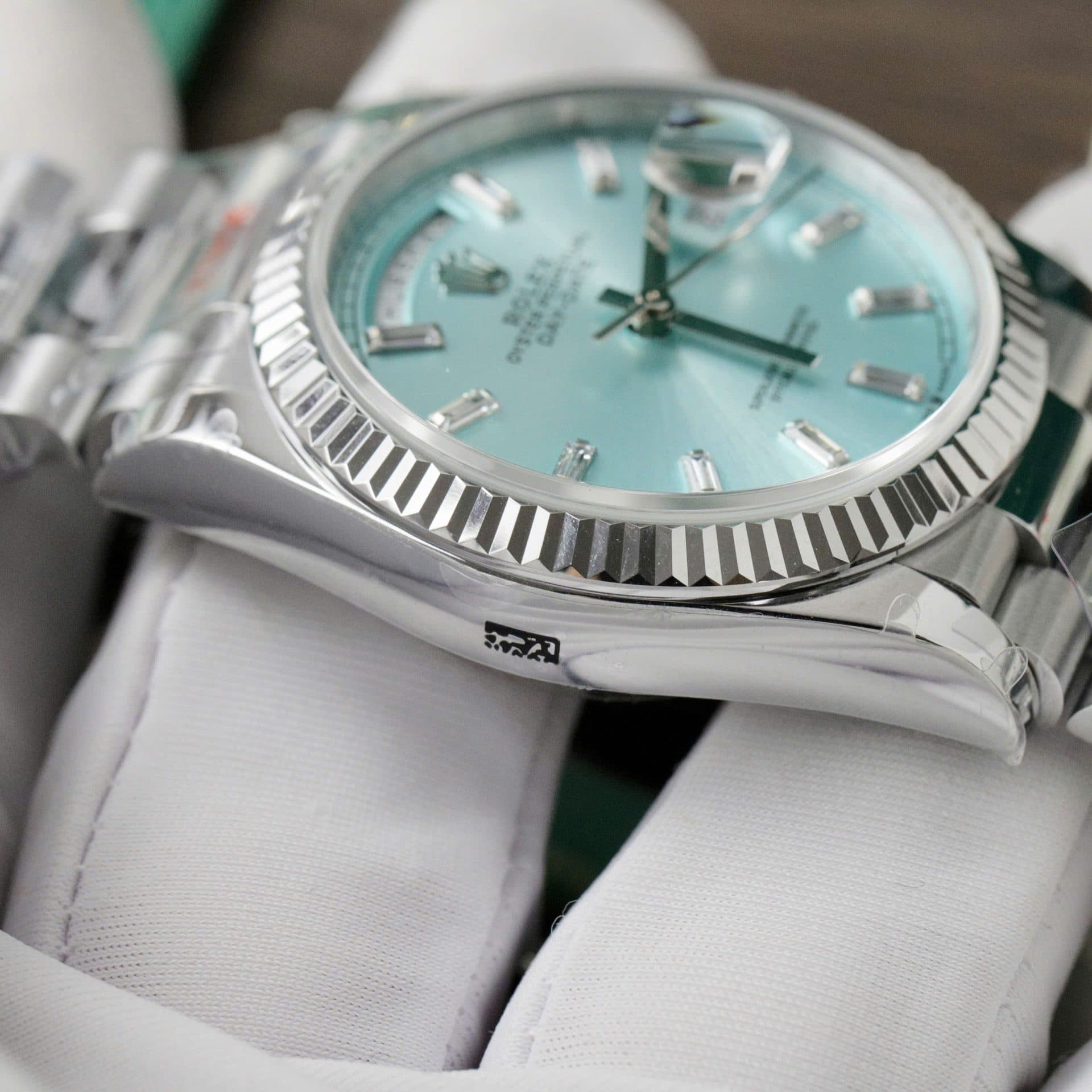 Dong-Ho-Che-Tac-Rolex-Day-Date-128236-Mat-Xanh-Bang-Trong-Luong-158gram-Nha-May-QF-36mm-2-1