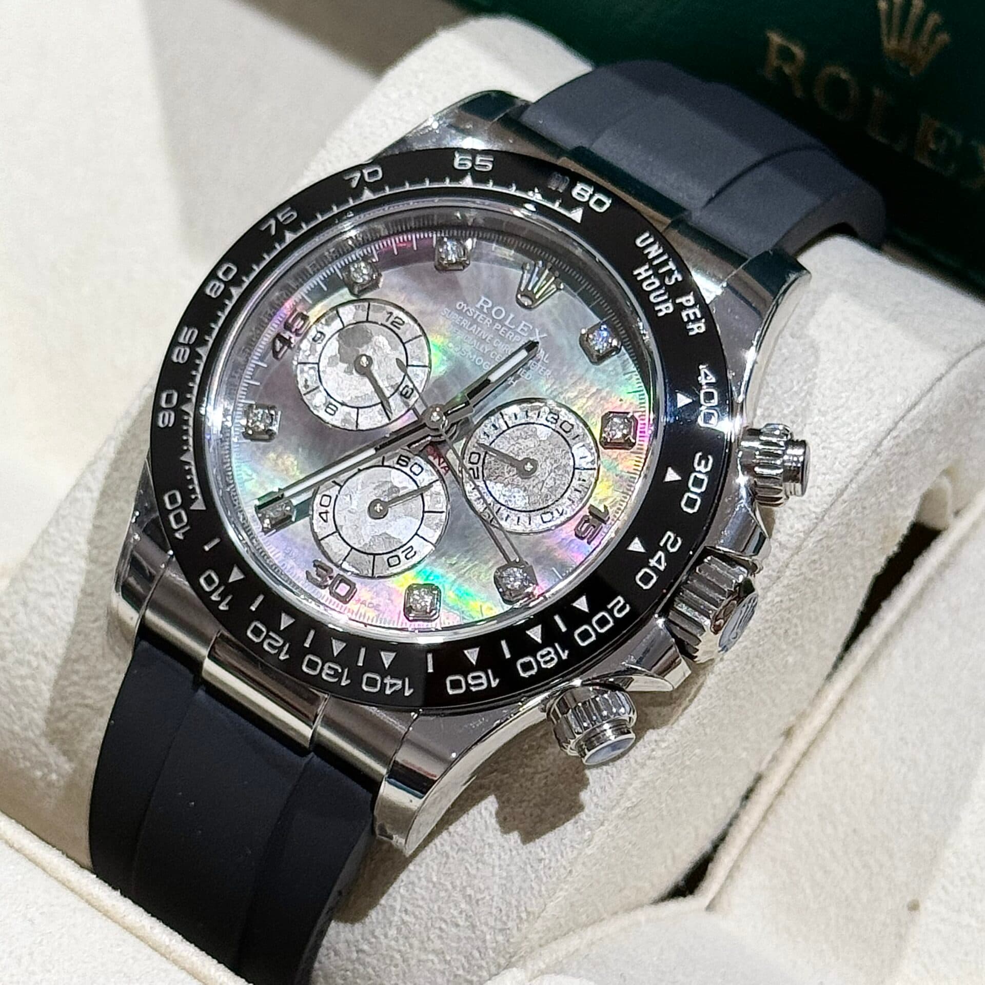 Dong-Ho-Kham-Trai-Rolex-Daytona-Coc-So-Kim-Cuong-Moissanite-40mm-1-1