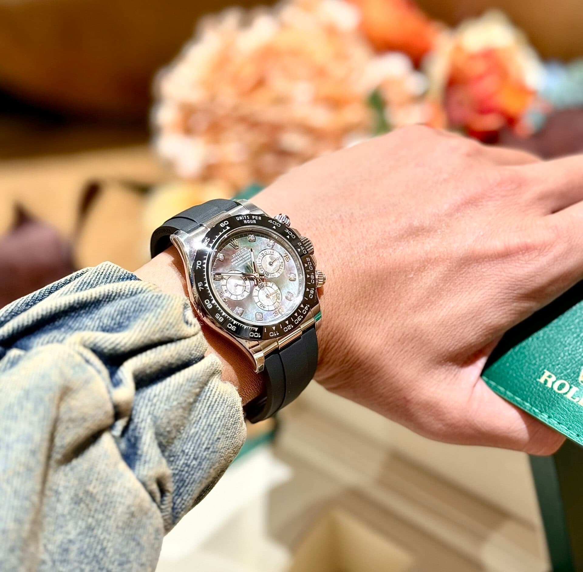 Dong-Ho-Kham-Trai-Rolex-Daytona-Coc-So-Kim-Cuong-Moissanite-40mm-7-1