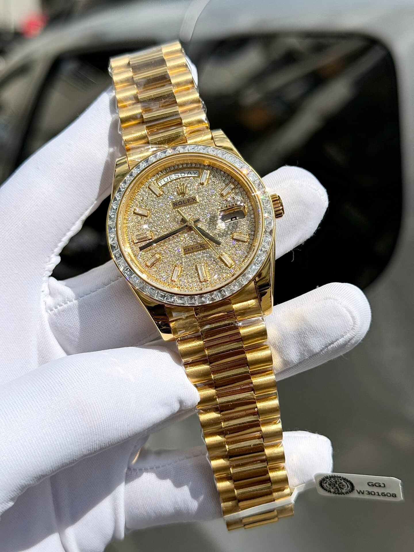 Dong-Ho-Kim-Cuong-Rolex-Day-Date-Do-Moissanite-Baguette-GM-V2-40mm-1-1