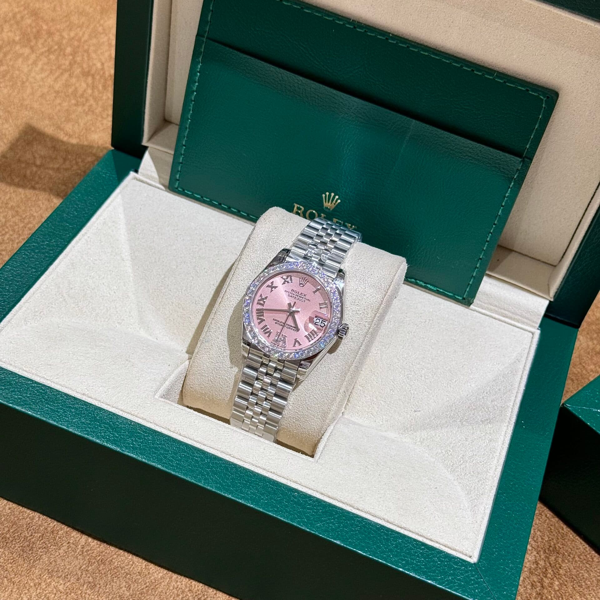 Dong-Ho-Nu-Rolex-DateJust-Do-Kim-Cuong-Moissanite-Mat-So-Hong-31mm-2-1