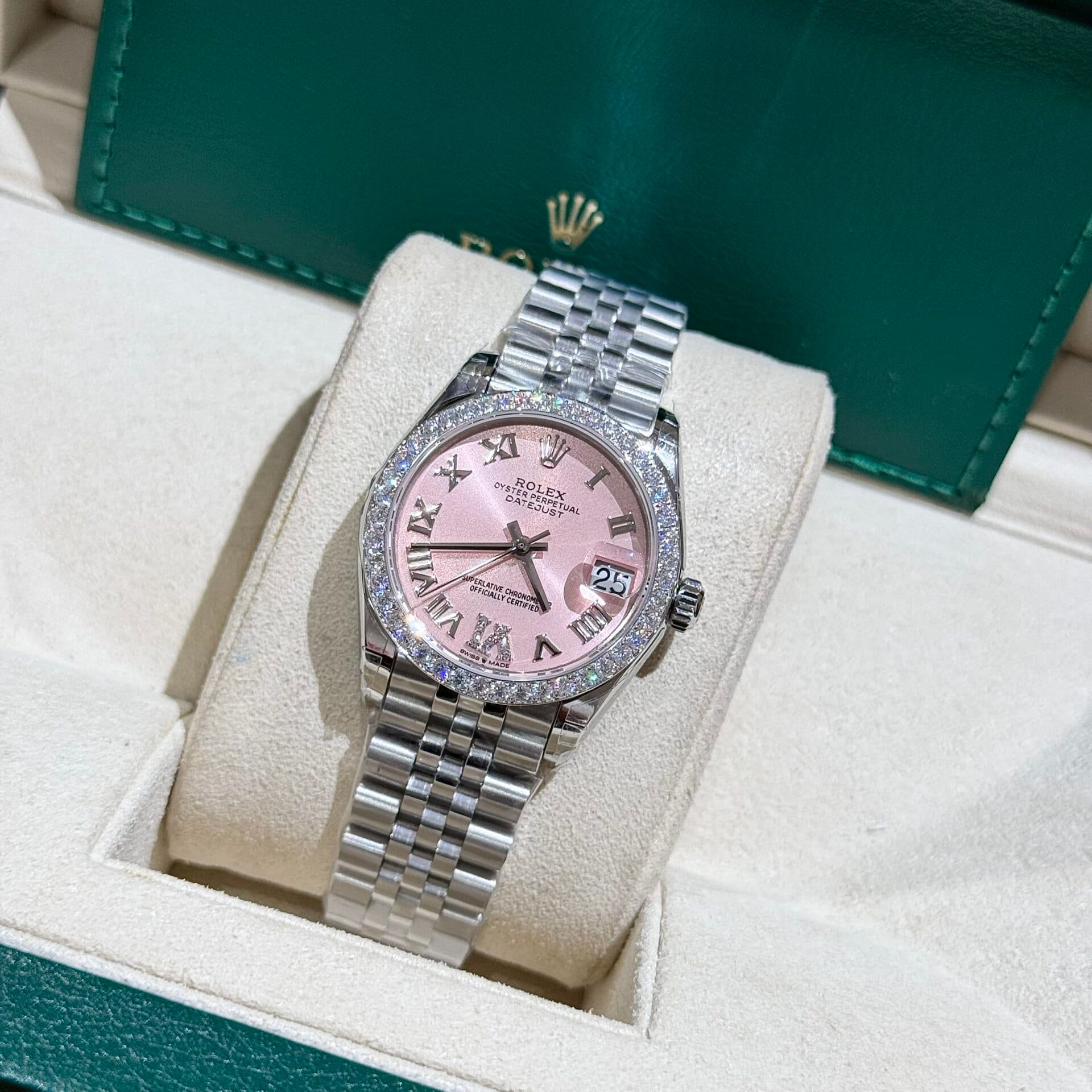 Dong-Ho-Nu-Rolex-DateJust-Do-Kim-Cuong-Moissanite-Mat-So-Hong-31mm-3-1
