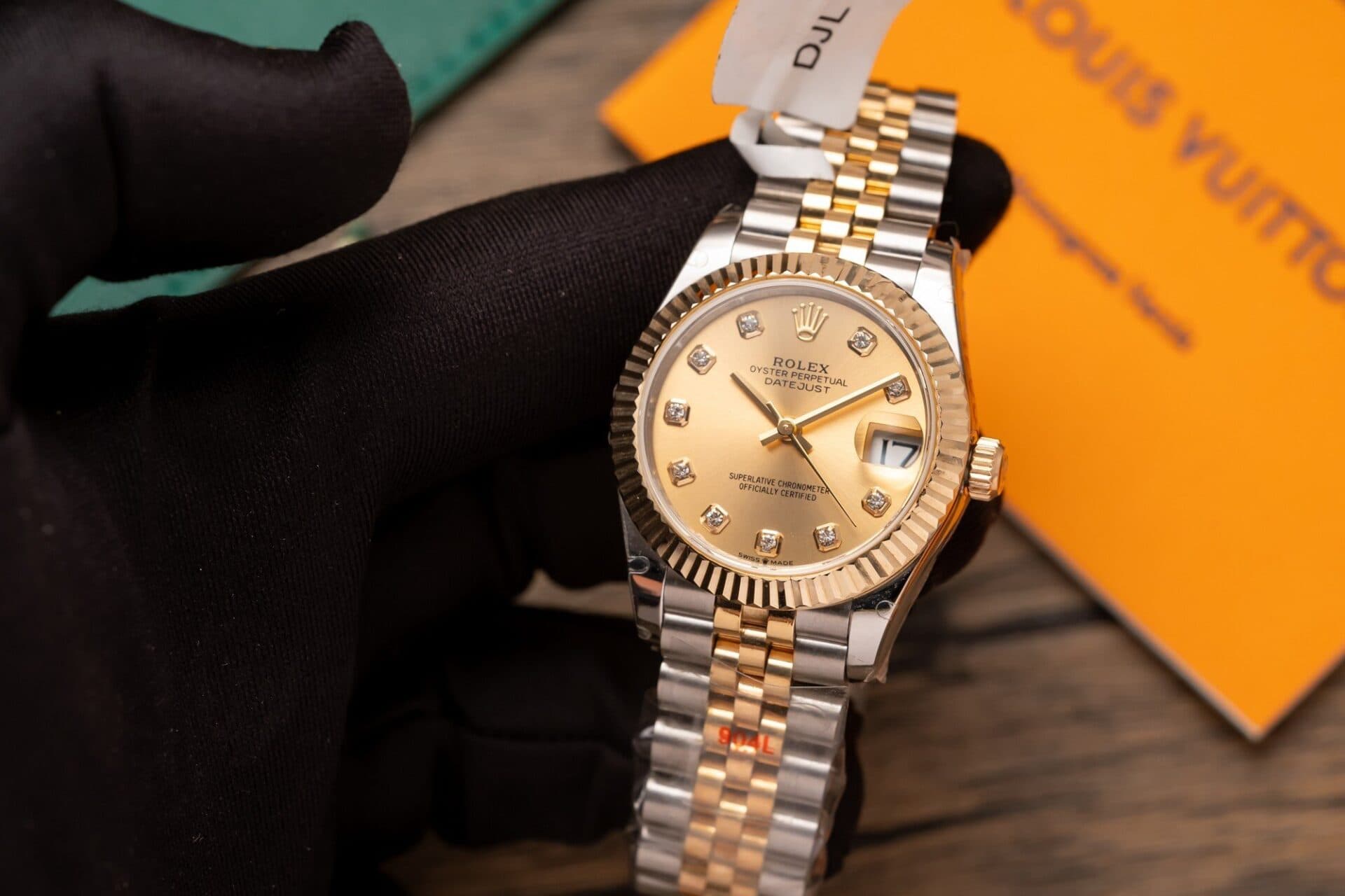 Dong-Ho-Nu-Rolex-DateJust-Replica-11-Boc-Vang-That-18K-GMF-31mm-5-1