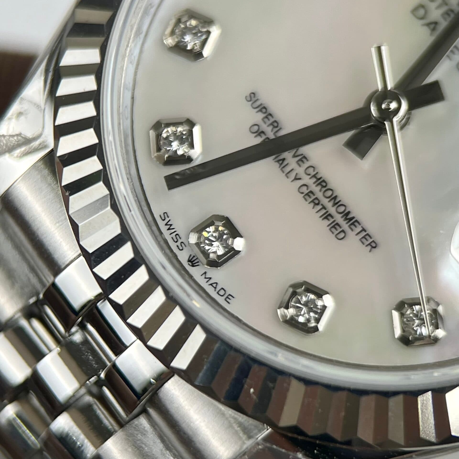 Dong-Ho-Nu-Rolex-DateJust-Replica-11-Mat-So-Xa-Cu-1-1