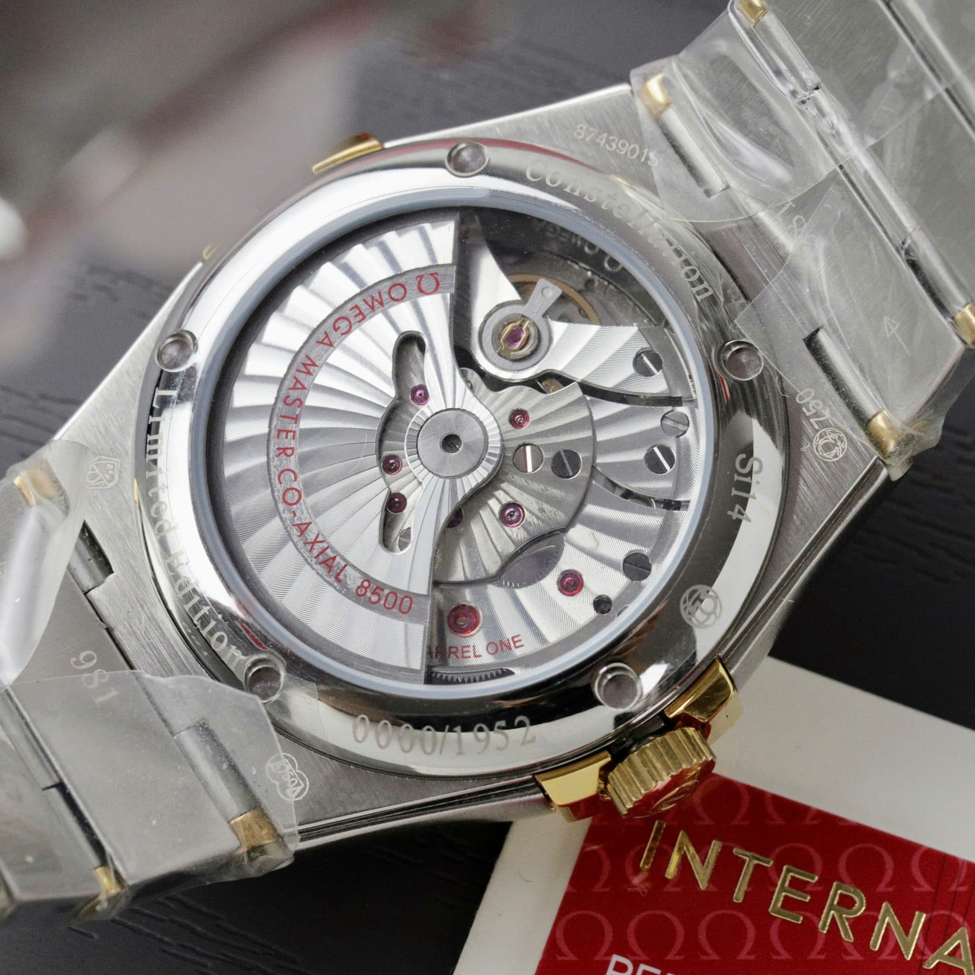 Dong-Ho-Omega-Constellation-Co-Axial-Fake-1-1-Cao-Cap-Day-Kim-Loai-38mm-9-1