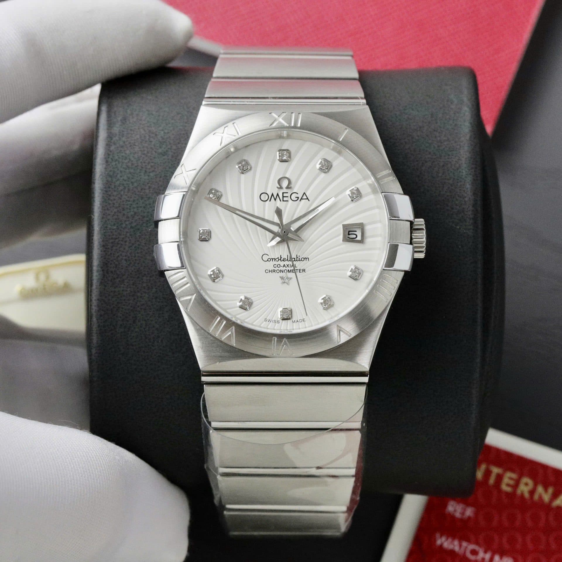 Dong-Ho-Omega-Constellation-Co-Axial-Fake-11-Mat-Trang-38mm-2-1