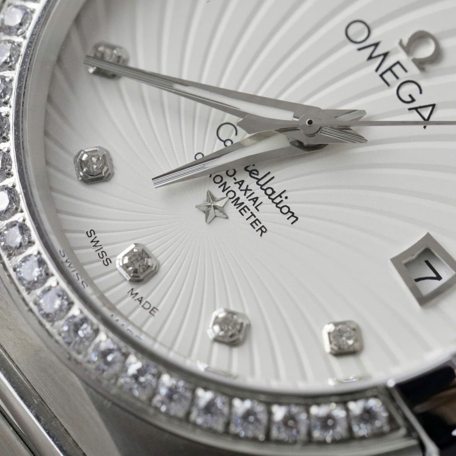 Dong-Ho-Omega-Constellation-Co-Axial-Fake-11-Thuy-Sy-Mat-Trang-Dinh-Da-38mm-5-1
