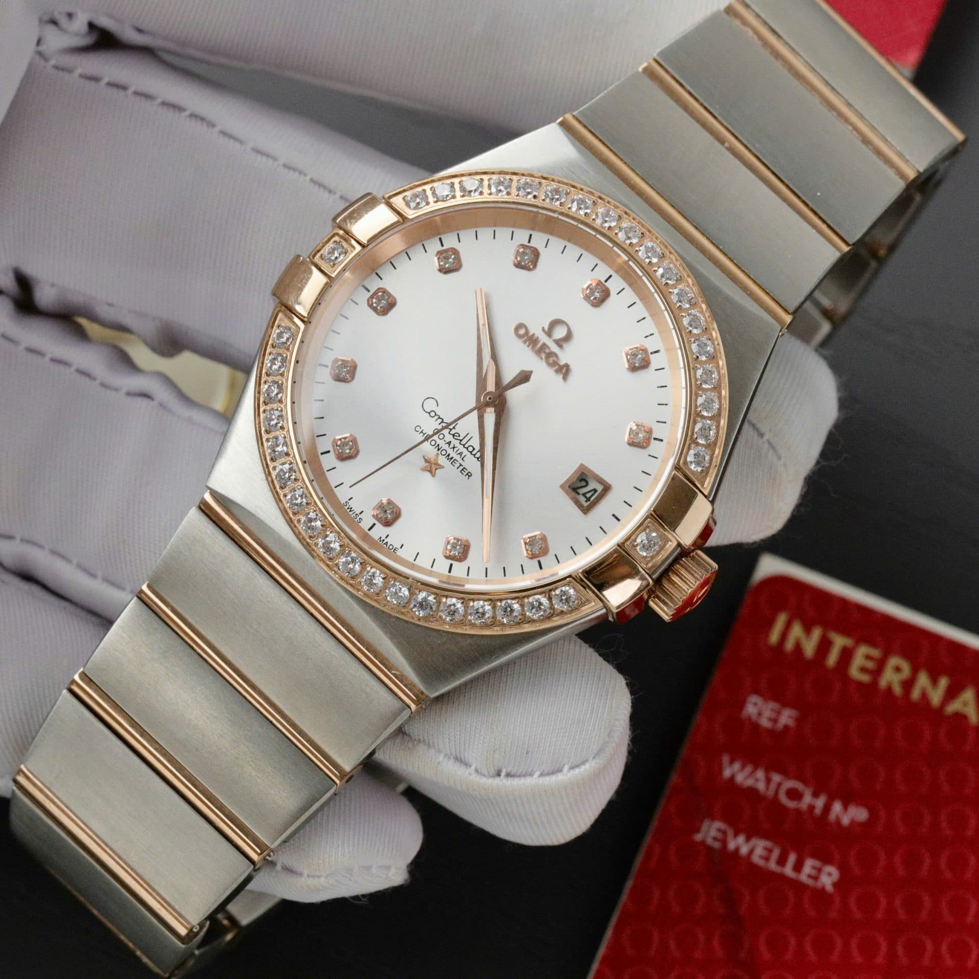 Dong-Ho-Omega-Constellation-Co-Axial-Fake-Thuy-Sy-Demi-Vang-Hong-Mat-Trang-38mm-4-1